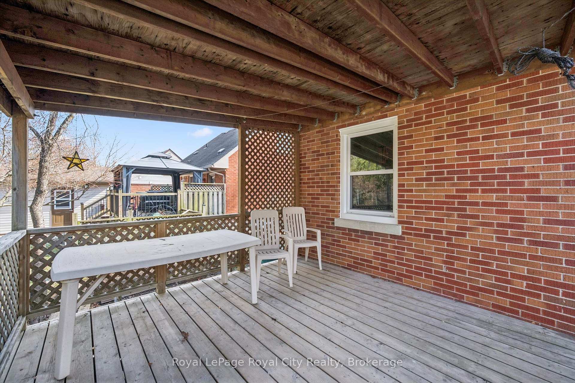 Photo 37 of 103 William Street, Guelph, St. George's — HOMEH