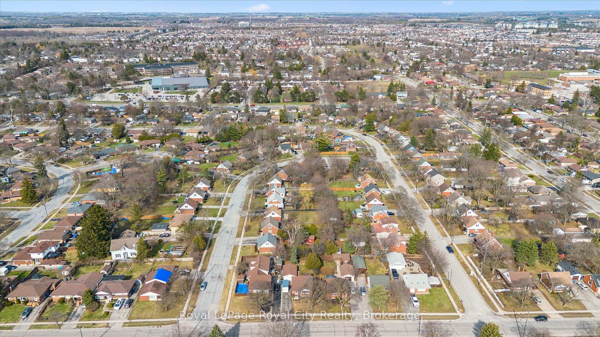Photo 41 of 103 William Street, Guelph, St. George's — HOMEH