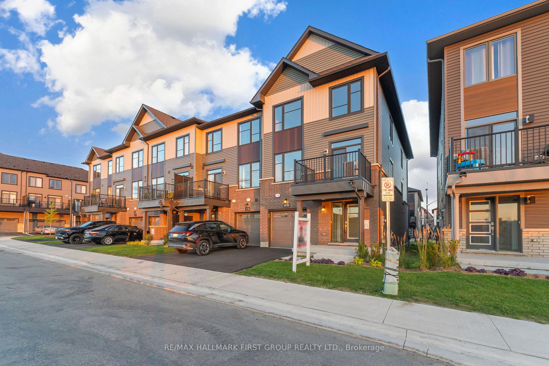 Photo 2 of 1178 Greentree Path, Oshawa, Kedron — HOMEH