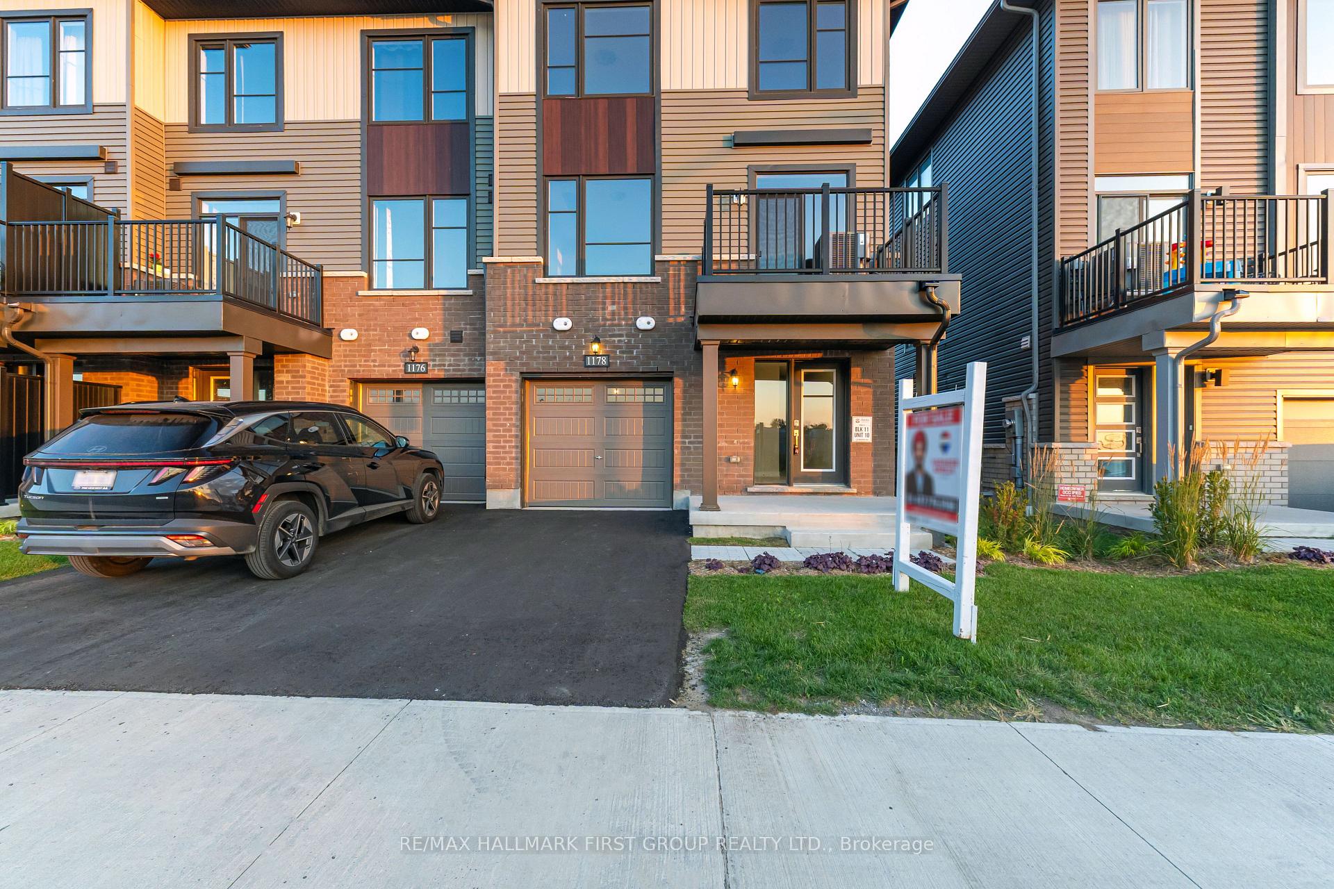 Photo 3 of 1178 Greentree Path, Oshawa, Kedron — HOMEH