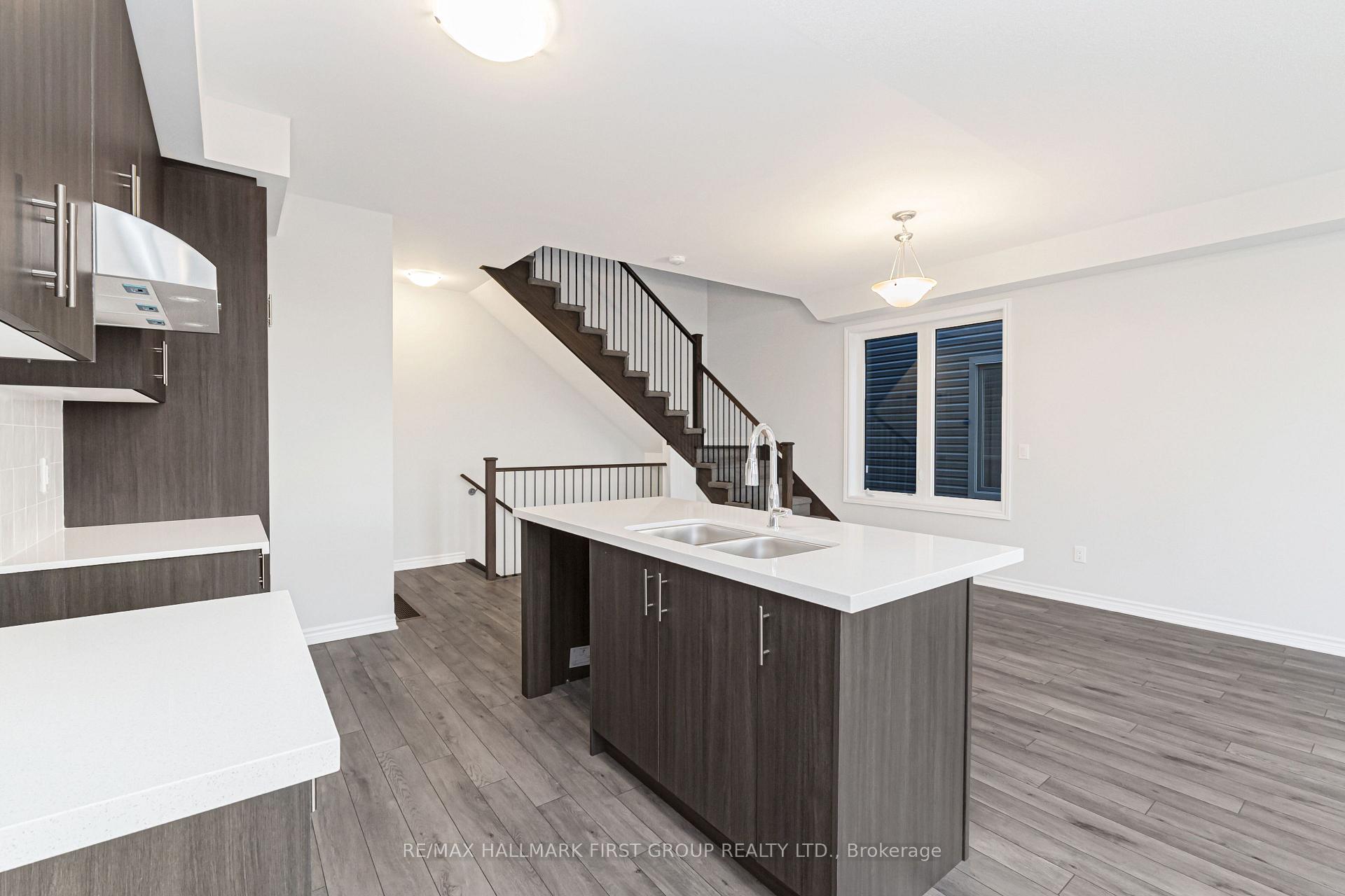 Photo 12 of 1178 Greentree Path, Oshawa, Kedron — HOMEH