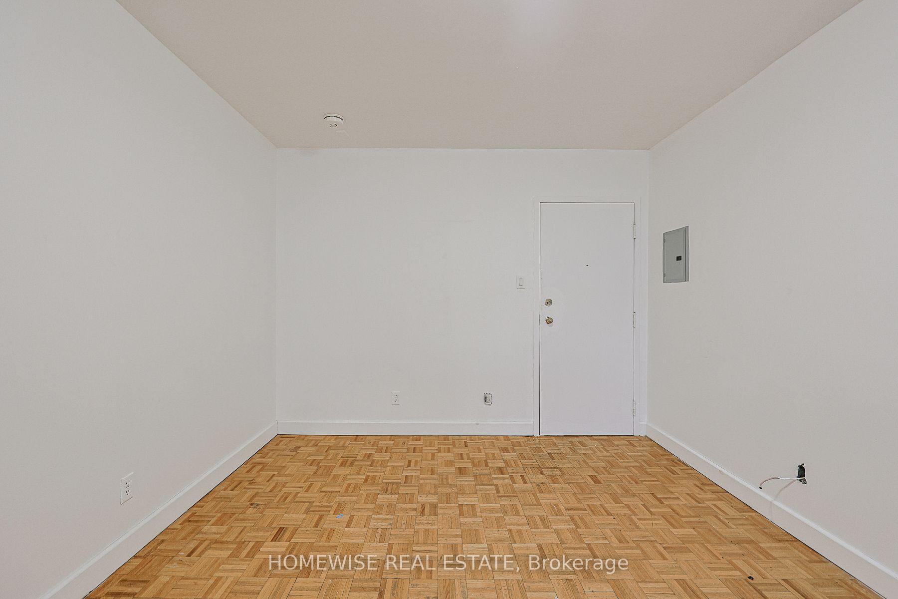 Photo 14 of Unit 204, 33 Maitland Street, Toronto, Church-Yonge Corridor — HOMEH