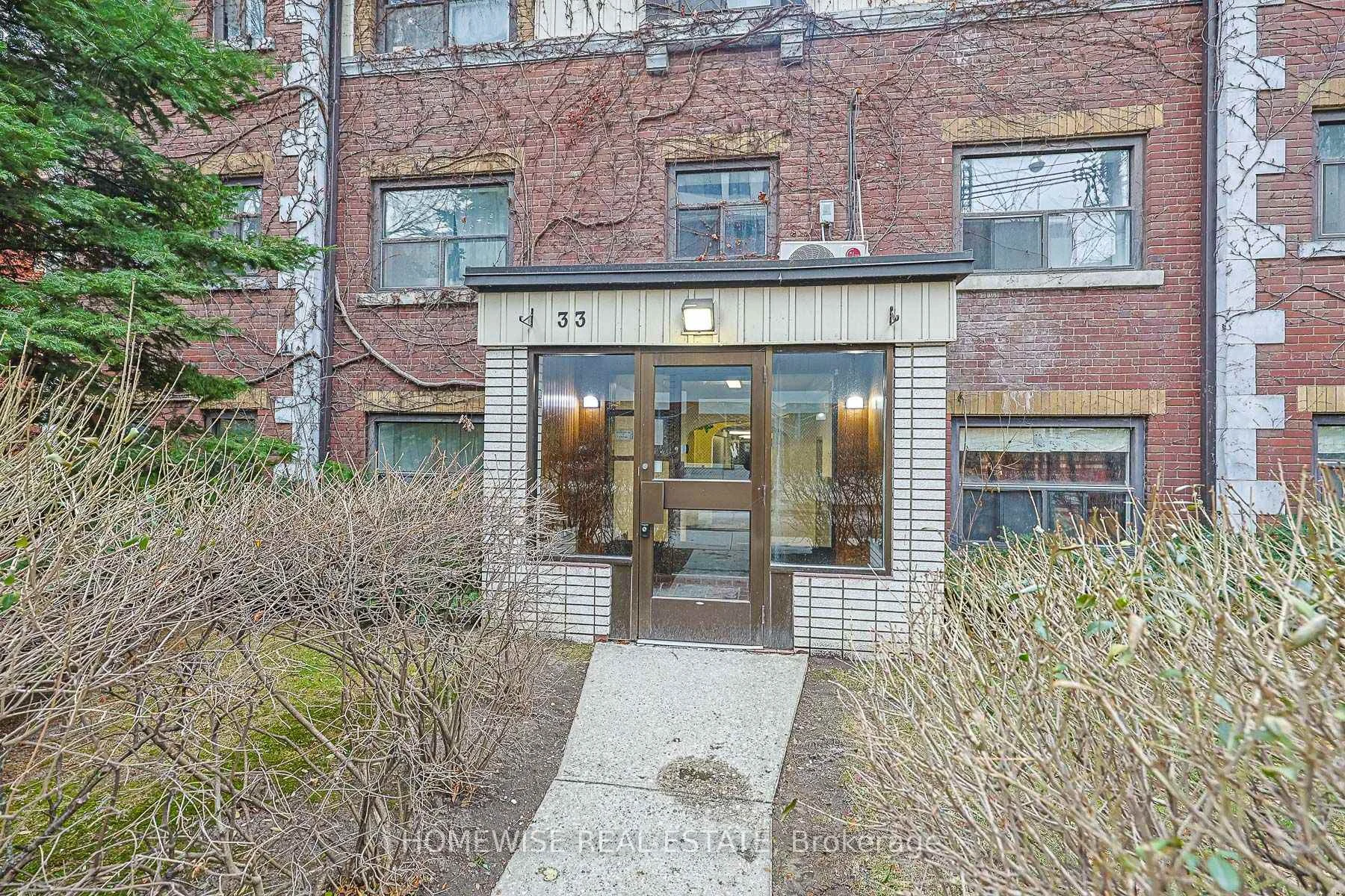 Photo 7 of Unit 204, 33 Maitland Street, Toronto, Church-Yonge Corridor — HOMEH