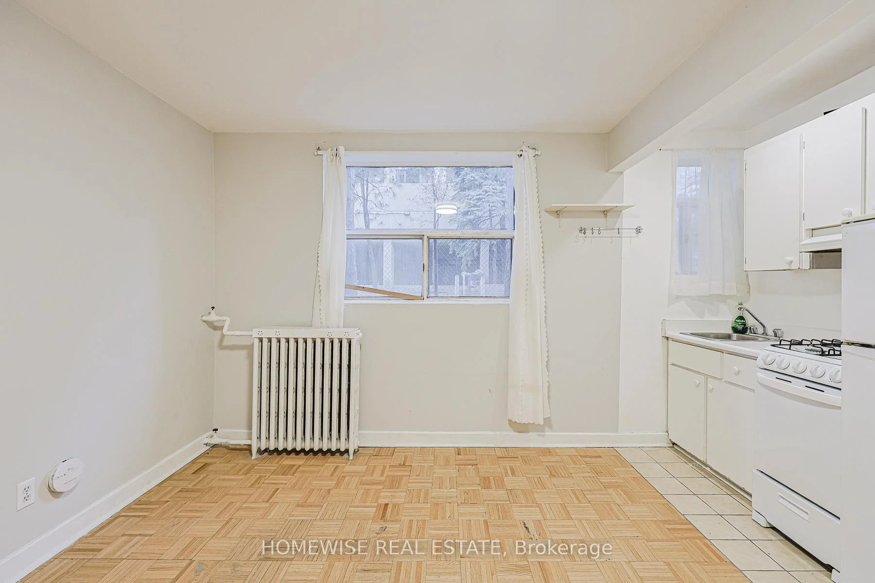 Photo 19 of Unit 204, 33 Maitland Street, Toronto, Church-Yonge Corridor — HOMEH
