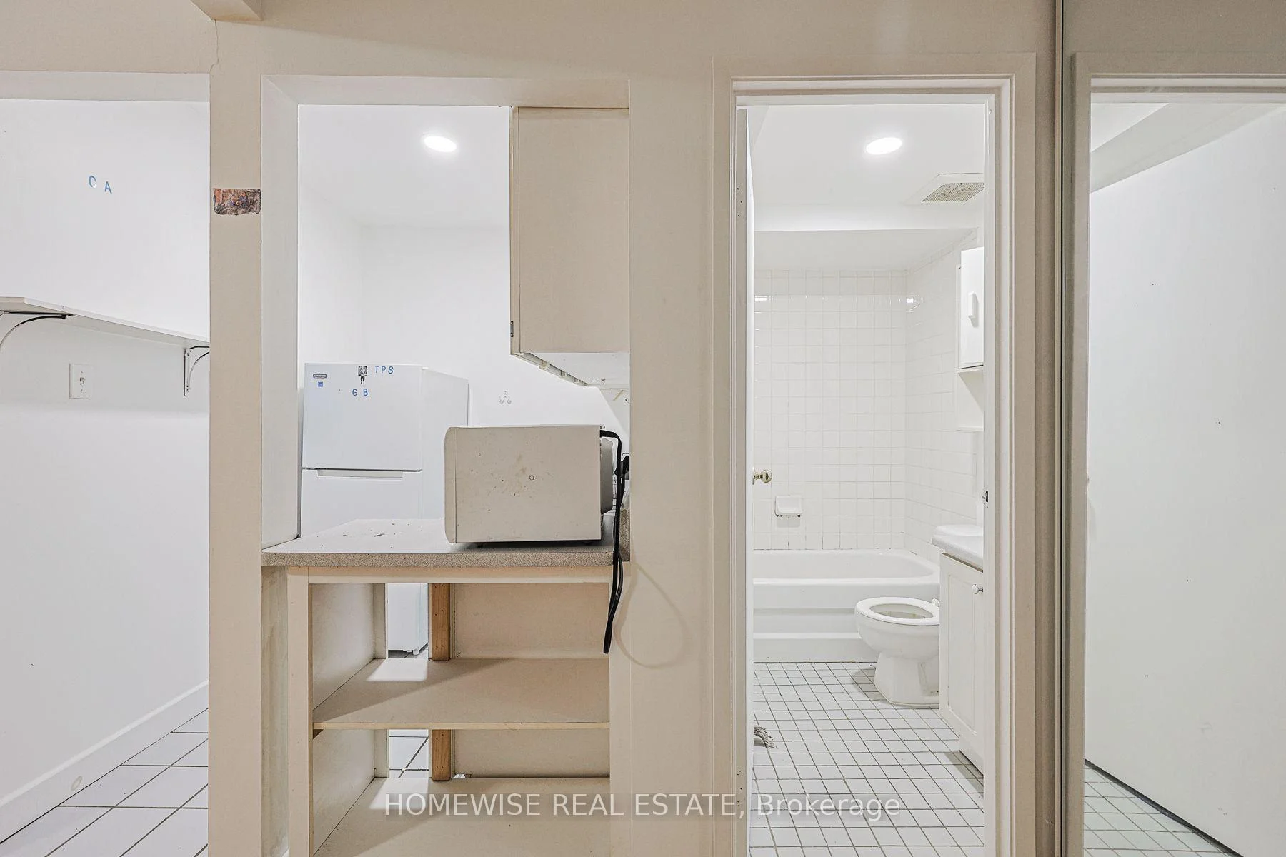 Photo 30 of Unit 204, 33 Maitland Street, Toronto, Church-Yonge Corridor — HOMEH