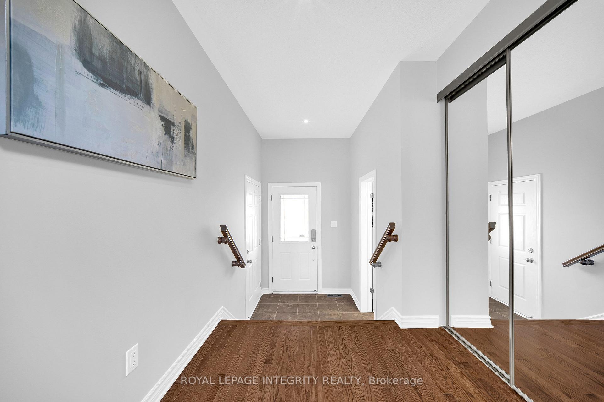 Photo 4 of 132 Silvermoon Crescent, Ottawa, Avalon East — HOMEH