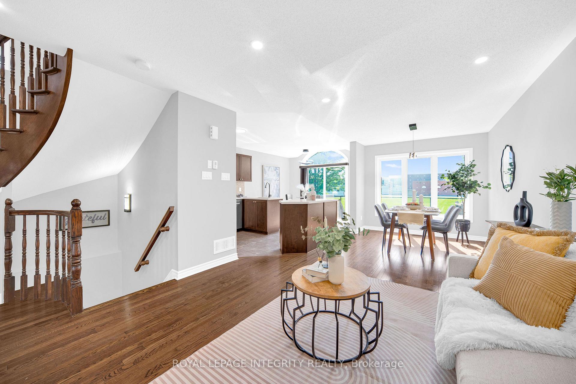 Photo 9 of 132 Silvermoon Crescent, Ottawa, Avalon East — HOMEH