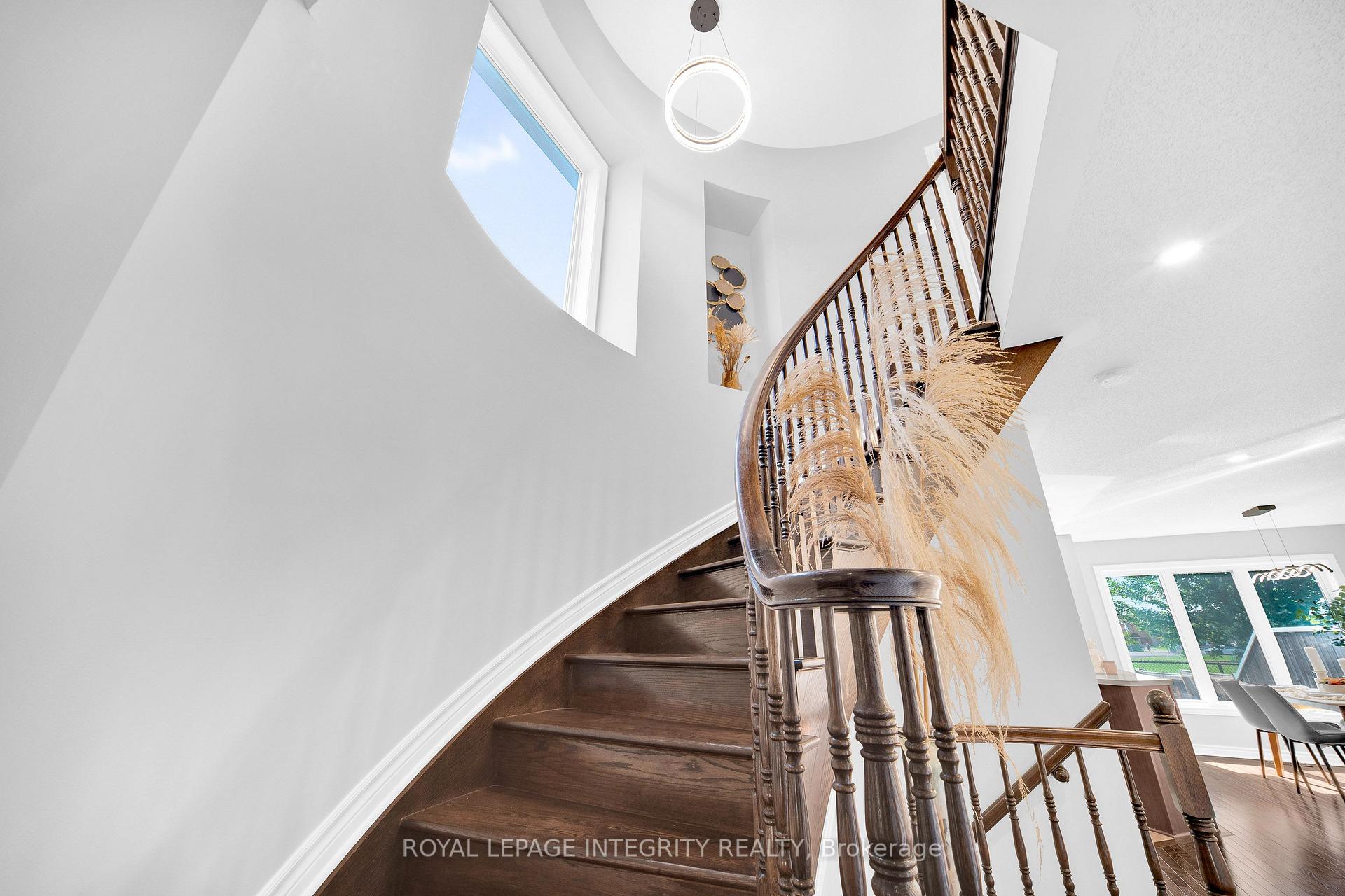 Photo 21 of 132 Silvermoon Crescent, Ottawa, Avalon East — HOMEH