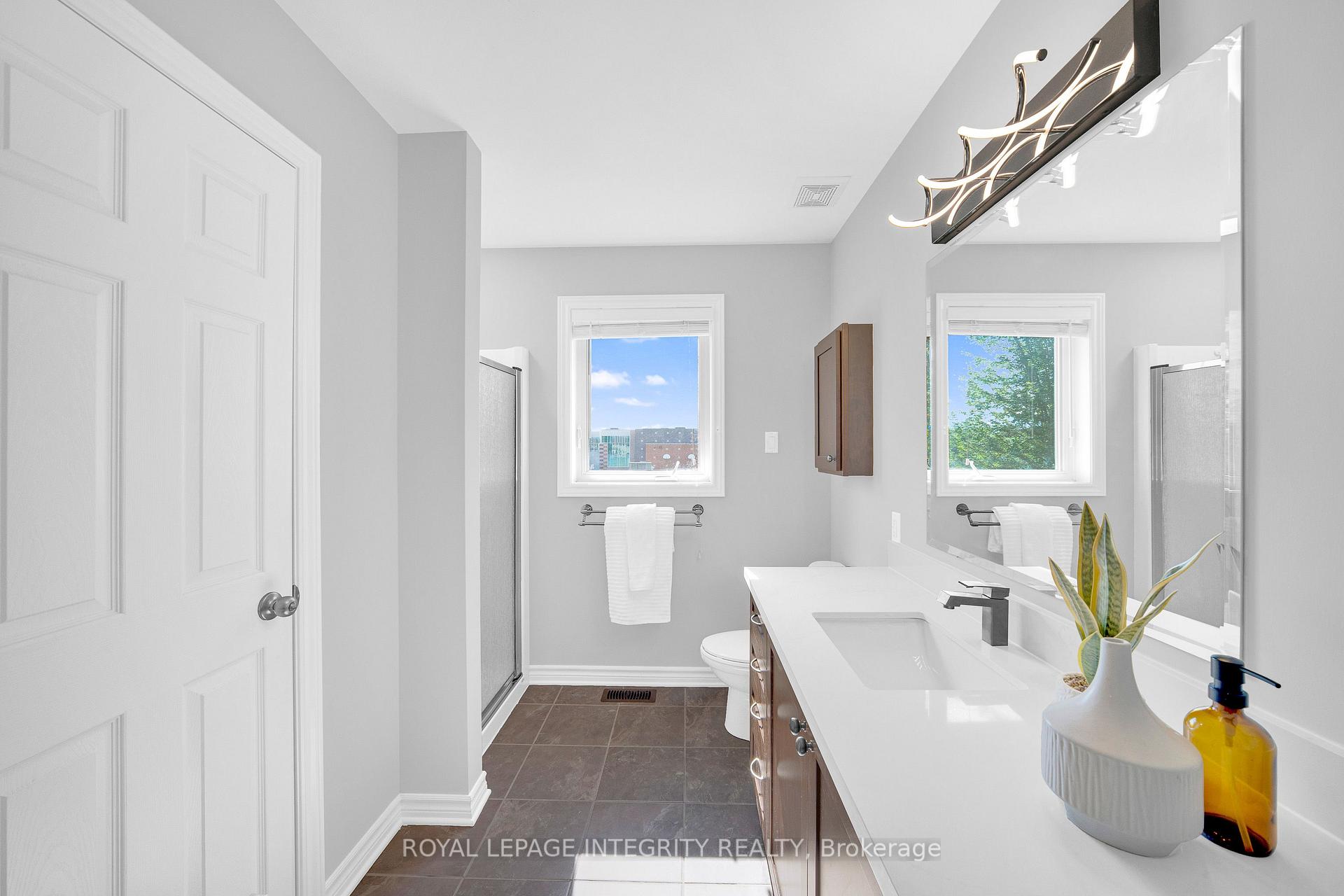 Photo 27 of 132 Silvermoon Crescent, Ottawa, Avalon East — HOMEH