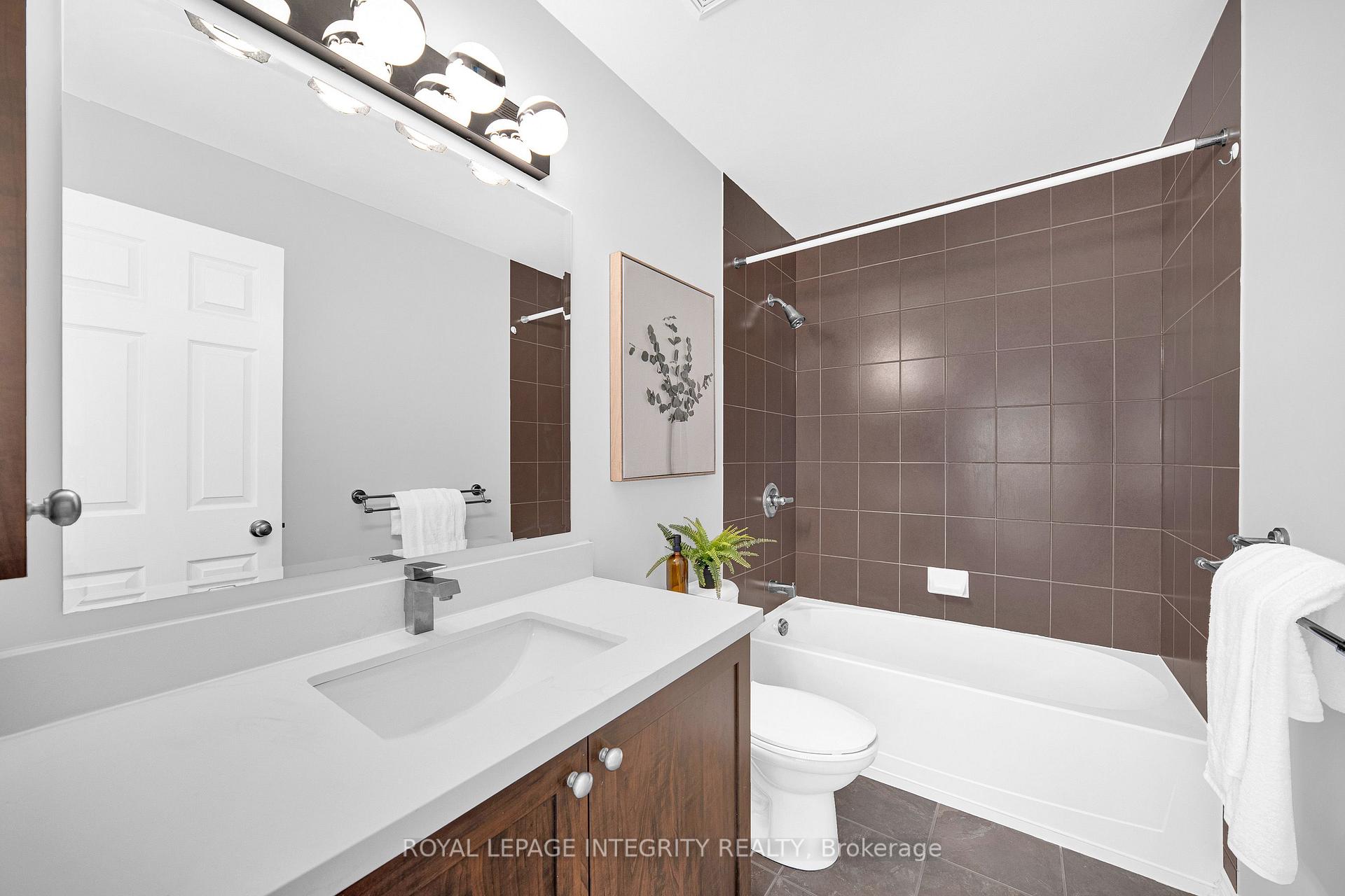 Photo 34 of 132 Silvermoon Crescent, Ottawa, Avalon East — HOMEH