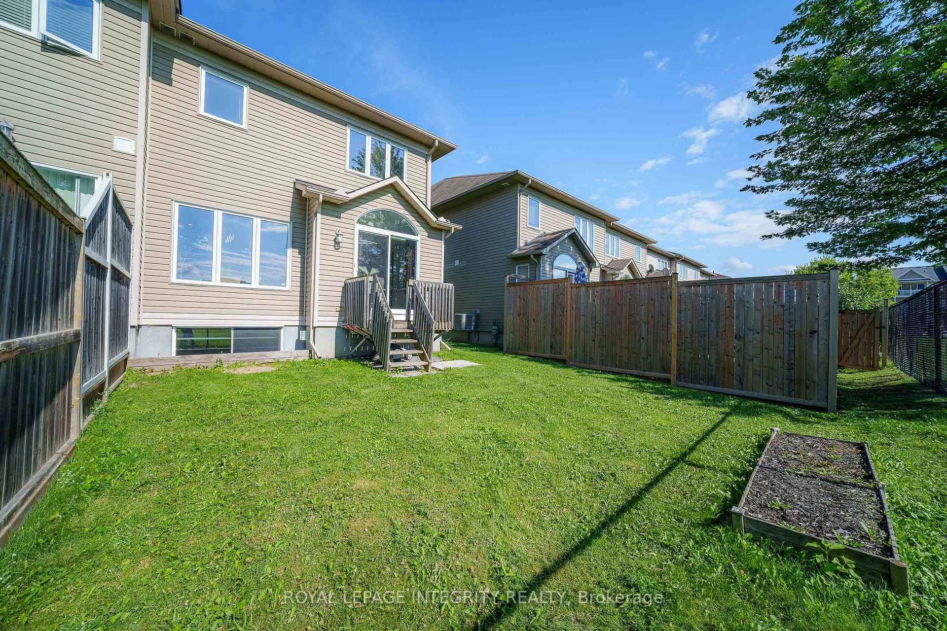 Photo 41 of 132 Silvermoon Crescent, Ottawa, Avalon East — HOMEH