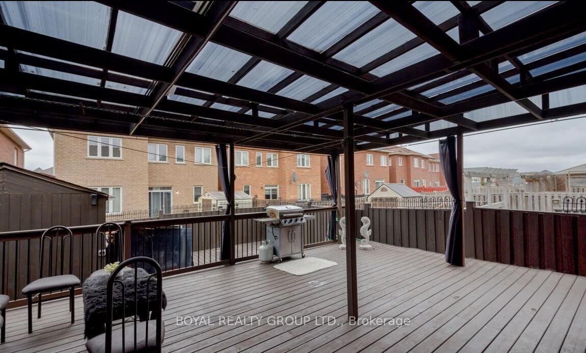 Photo 40 of 118 Footbridge Crescent, Brampton, Sandringham-Wellington — HOMEH