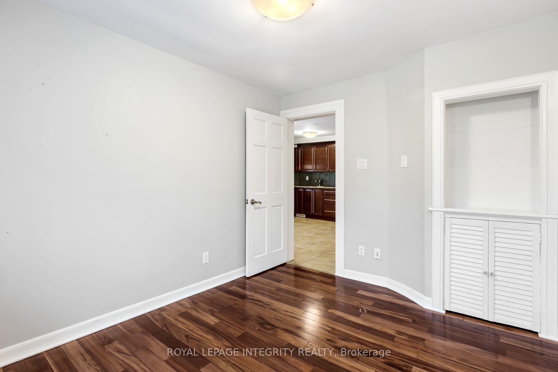 Photo 5 of 240 Blackburn Avenue, Ottawa, Sandy Hill — HOMEH