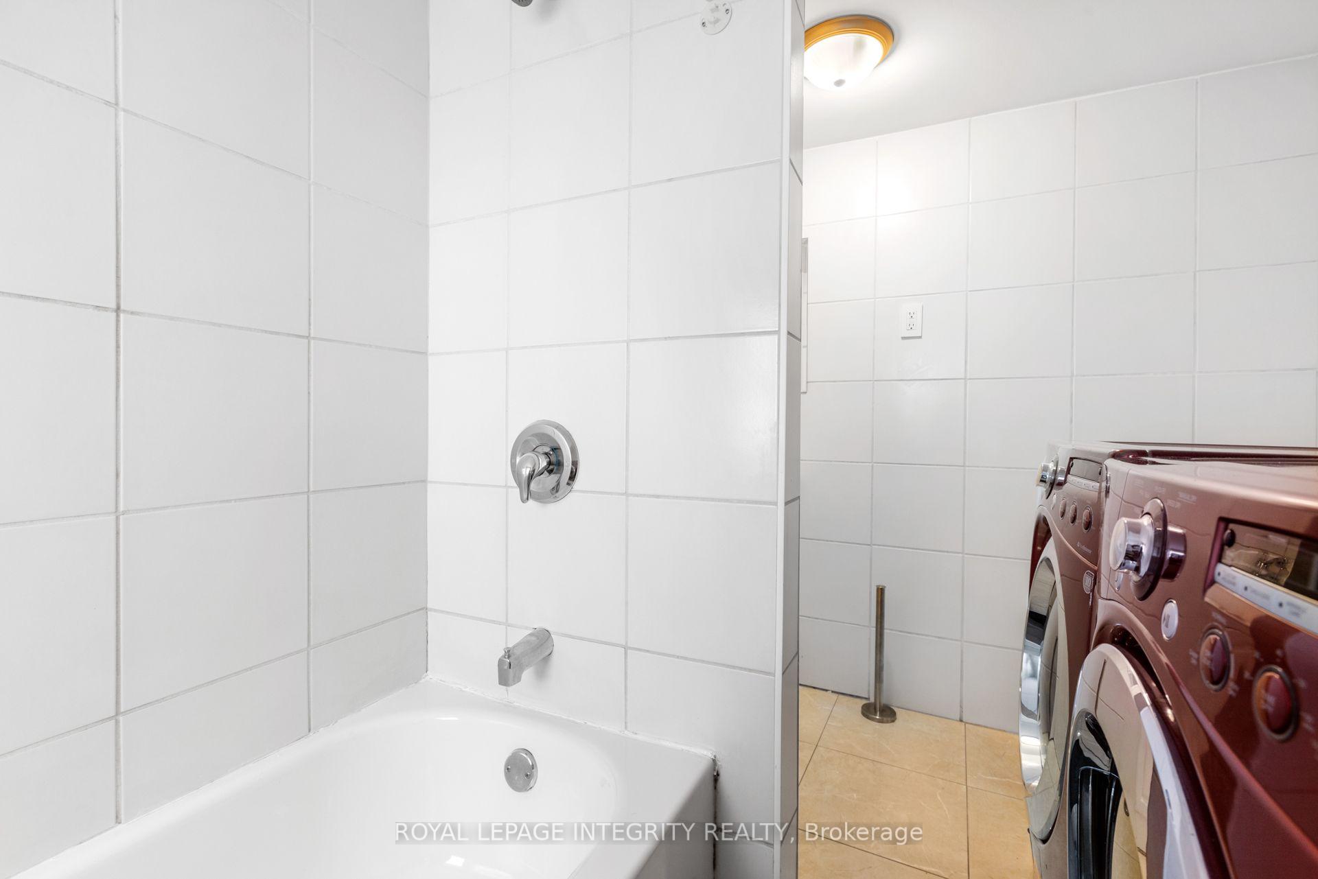 Photo 8 of 240 Blackburn Avenue, Ottawa, Sandy Hill — HOMEH