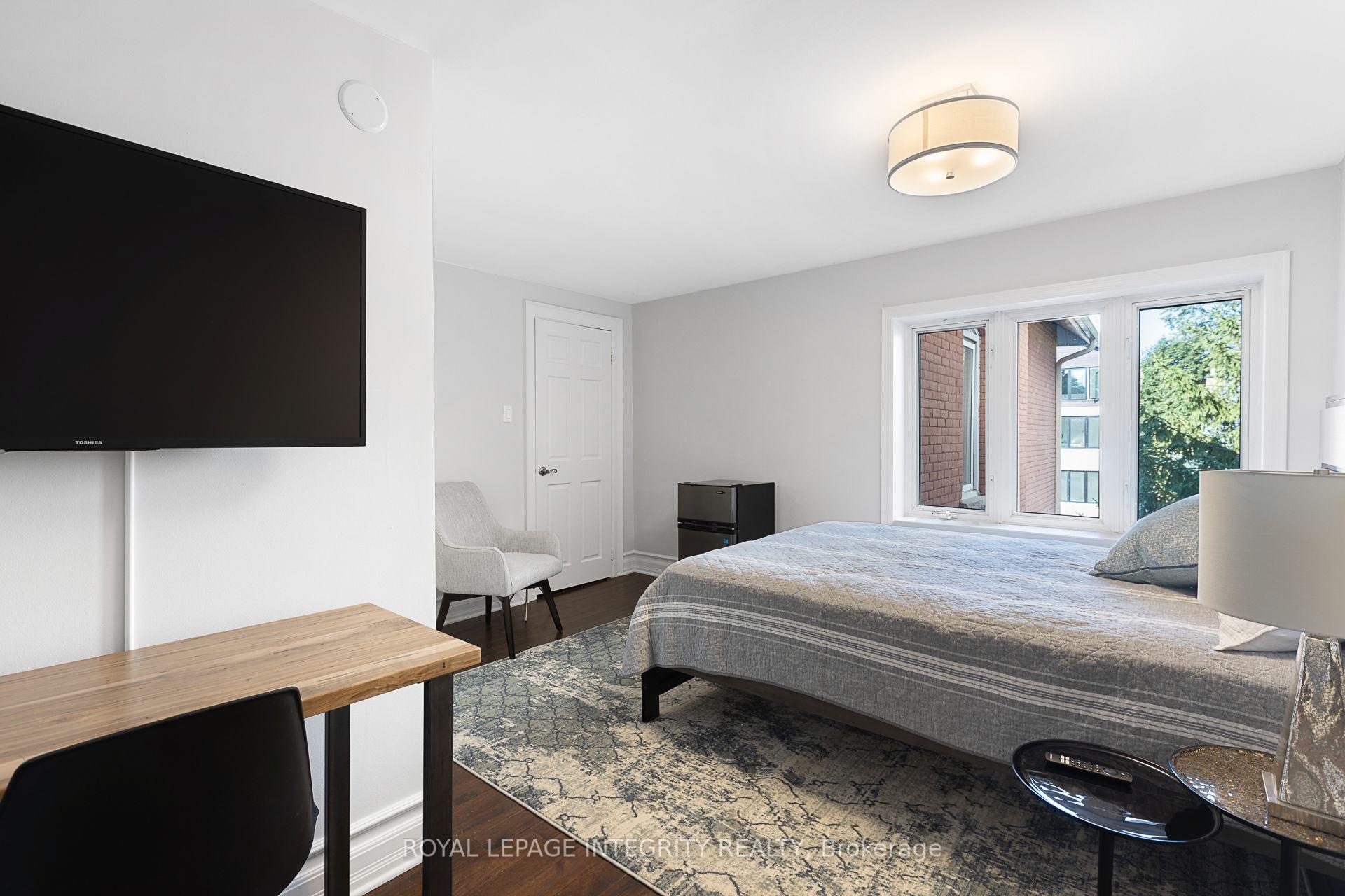 Photo 24 of 240 Blackburn Avenue, Ottawa, Sandy Hill — HOMEH