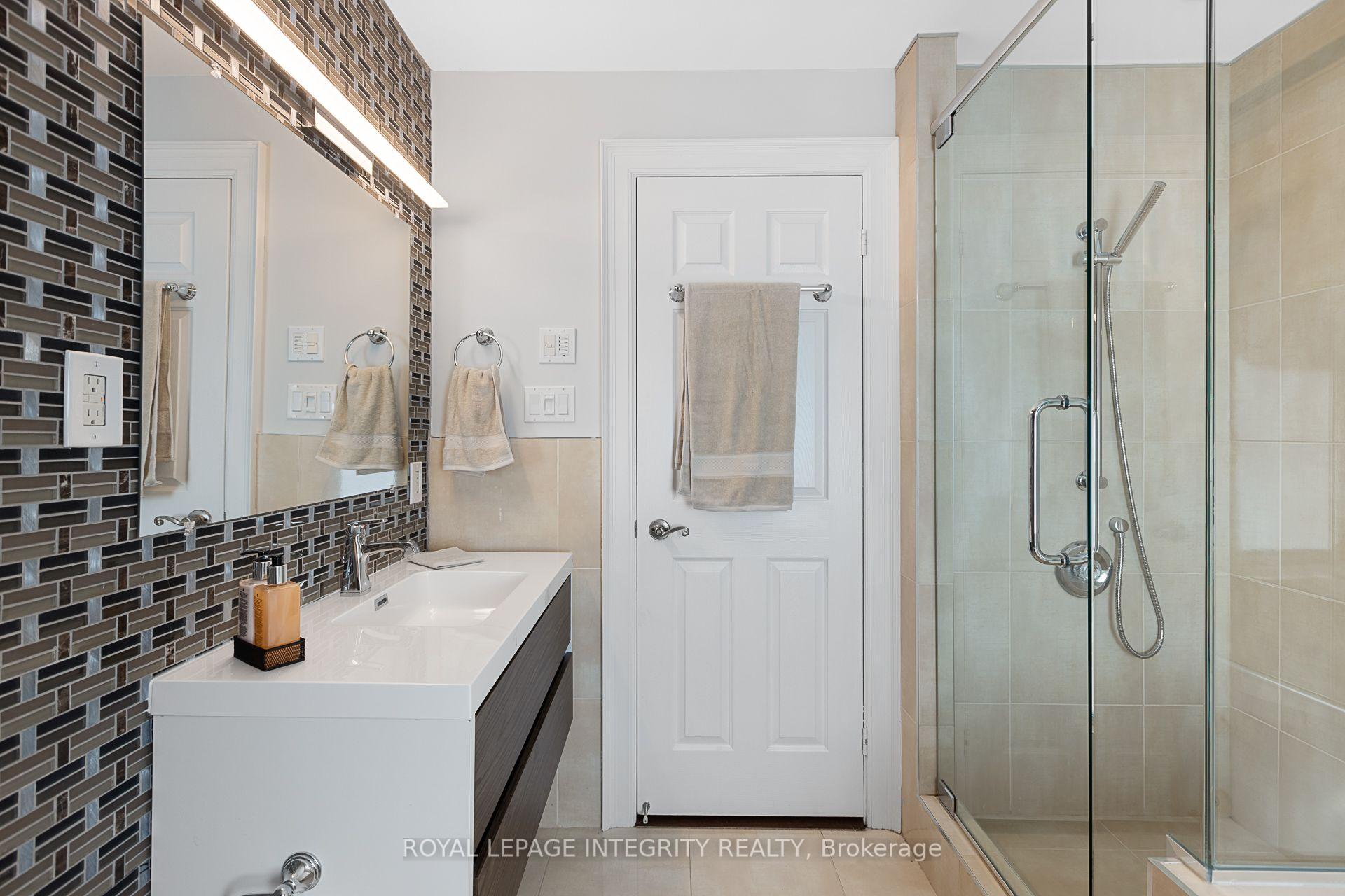 Photo 36 of 240 Blackburn Avenue, Ottawa, Sandy Hill — HOMEH