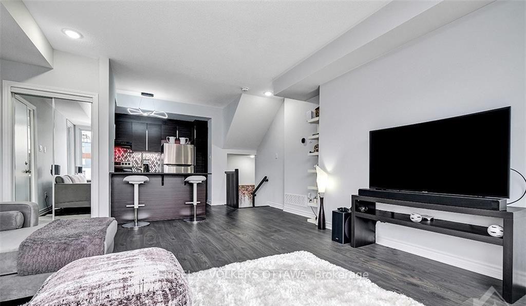 Photo 6 of Unit 13, 569 Ozawa Private, Ottawa, CFB Rockcliffe and Area — HOMEH
