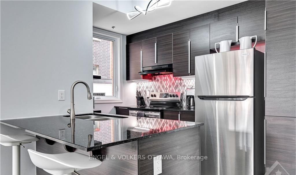 Photo 7 of Unit 13, 569 Ozawa Private, Ottawa, CFB Rockcliffe and Area — HOMEH
