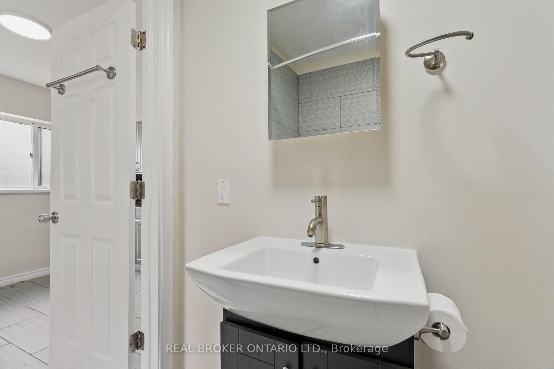 Photo 8 of Unit #1B, 1 Elgin Street N, Halton Hills, Acton — HOMEH