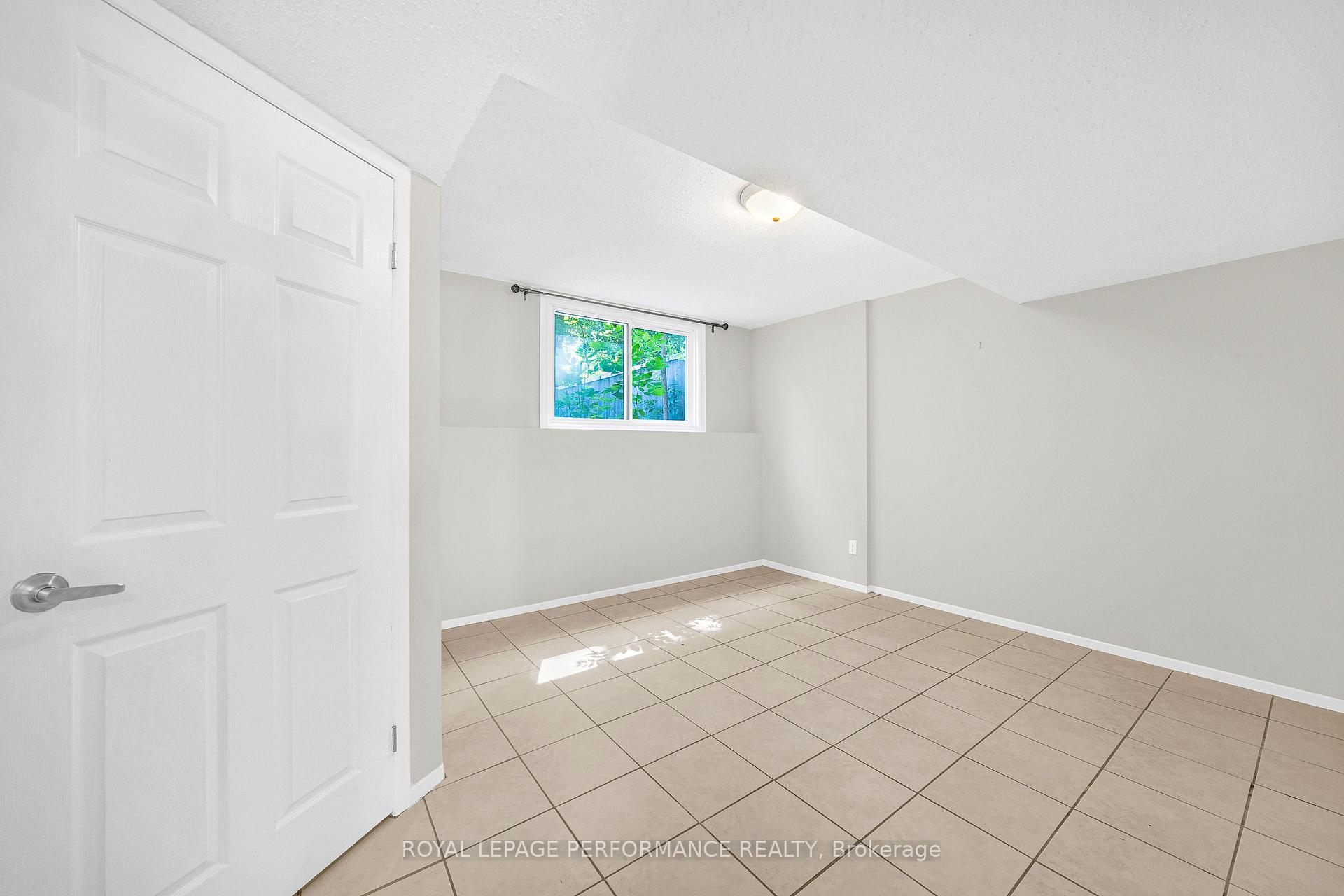 Photo 6 of 6966 Bois Avenue, Ottawa, Convent Glen North — HOMEH