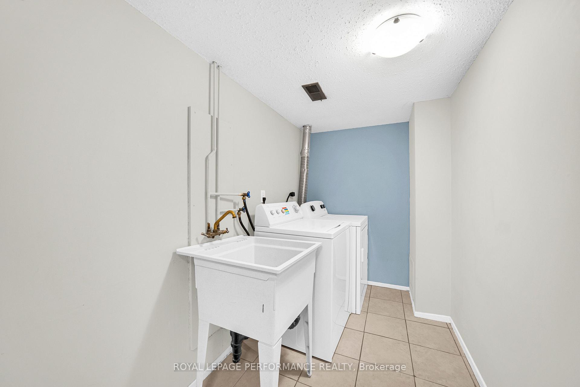 Photo 8 of 6966 Bois Avenue, Ottawa, Convent Glen North — HOMEH