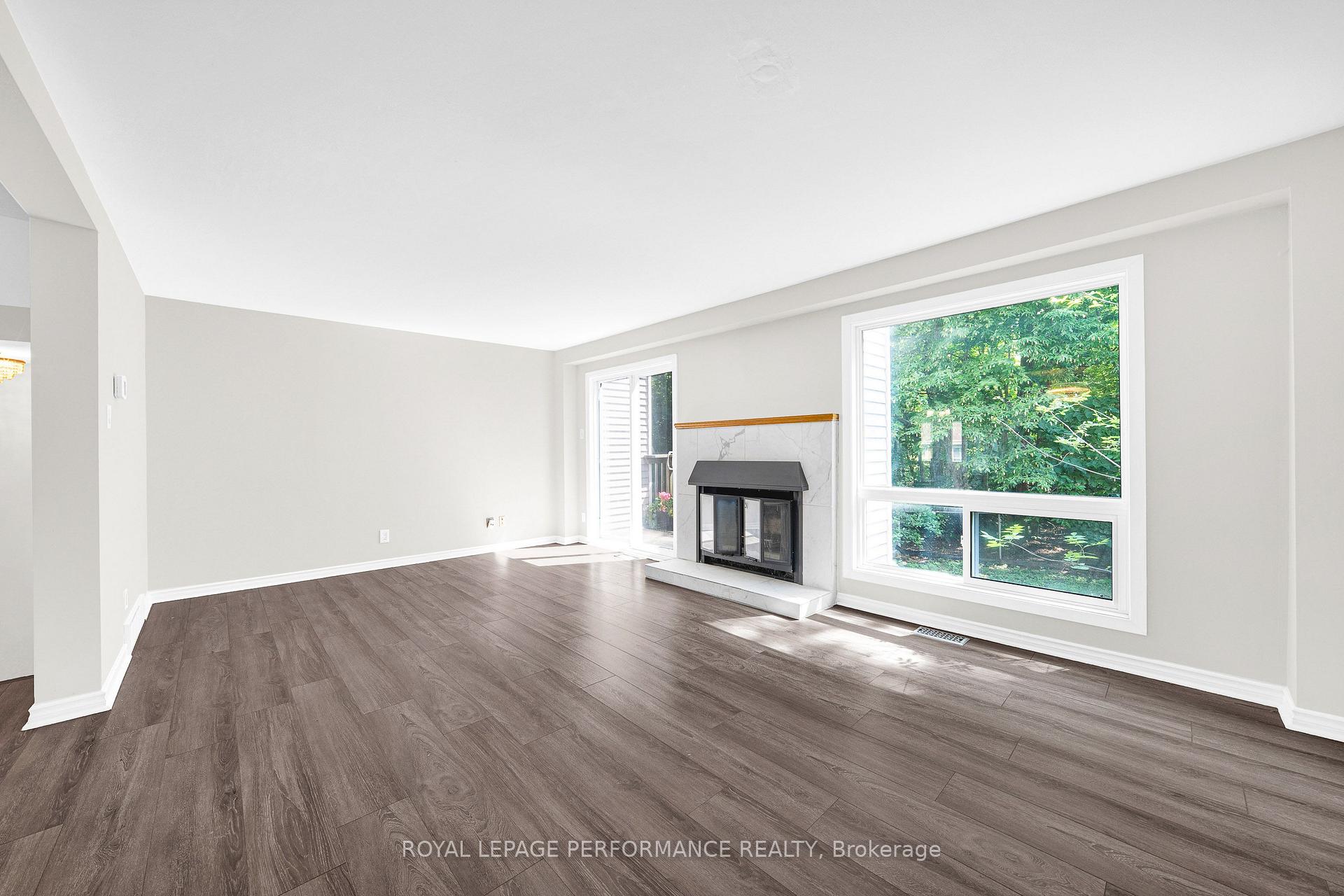 Photo 9 of 6966 Bois Avenue, Ottawa, Convent Glen North — HOMEH