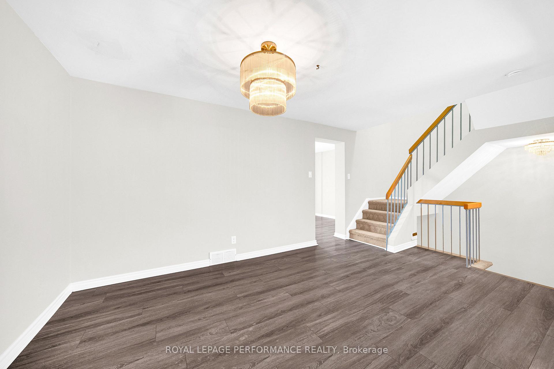 Photo 14 of 6966 Bois Avenue, Ottawa, Convent Glen North — HOMEH
