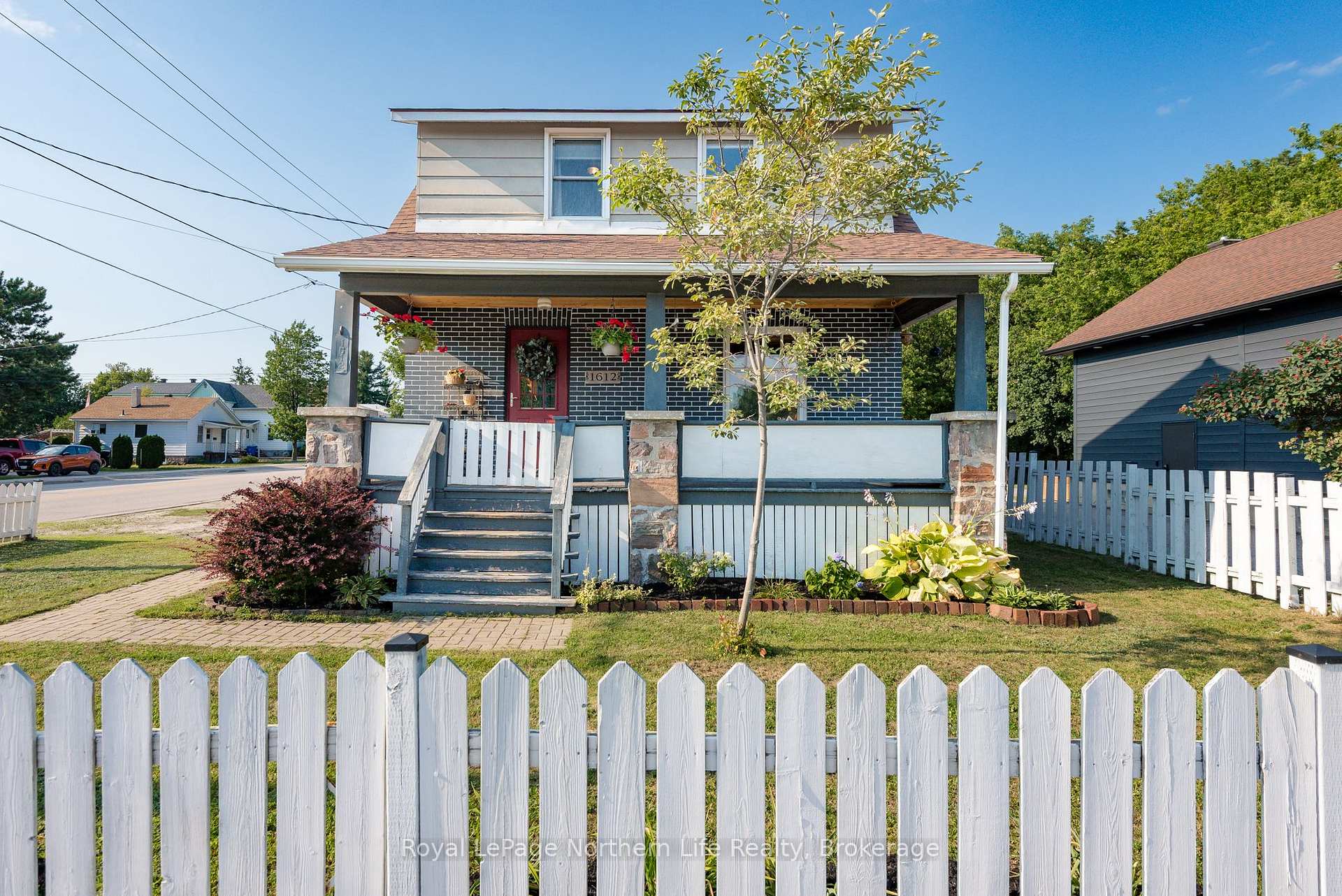 Front of 1612 Cassells Street