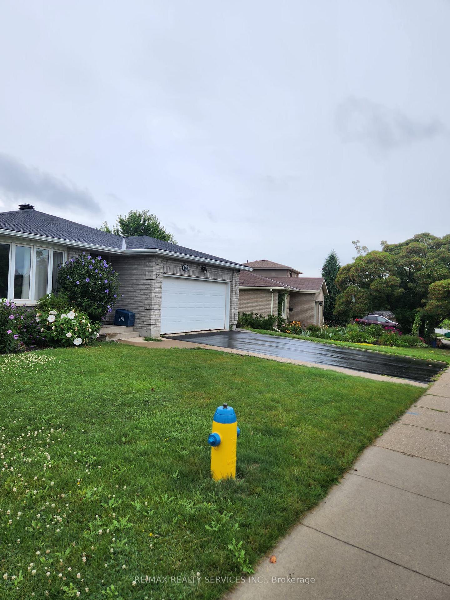 Photo 2 of Unit BASEMENT, 464 Thorndale Drive, Waterloo, Maple Hills — HOMEH