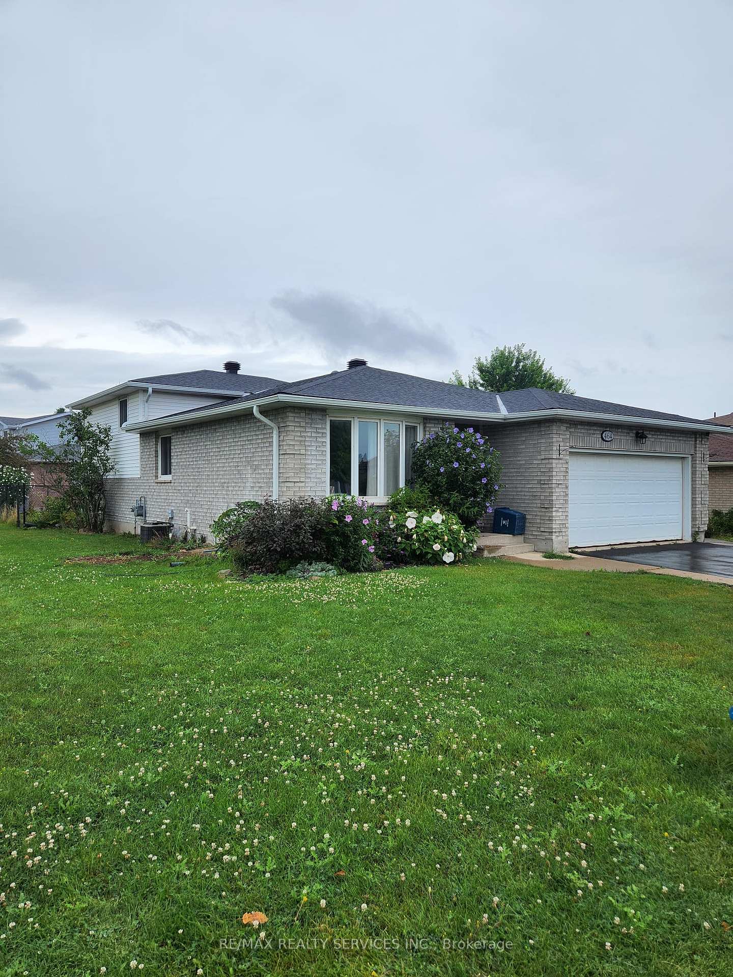 Photo 3 of Unit BASEMENT, 464 Thorndale Drive, Waterloo, Maple Hills — HOMEH