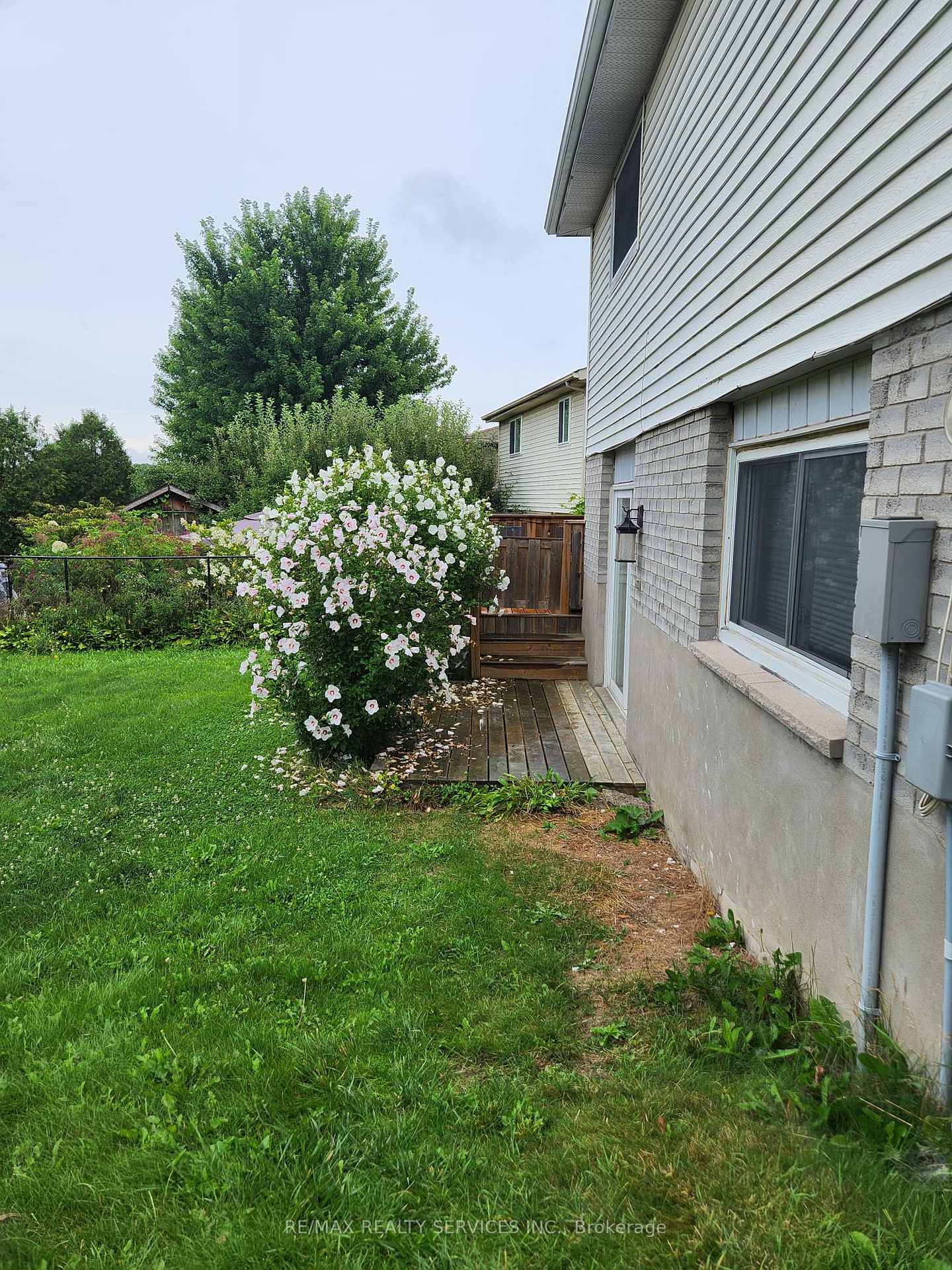 Photo 6 of Unit BASEMENT, 464 Thorndale Drive, Waterloo, Maple Hills — HOMEH
