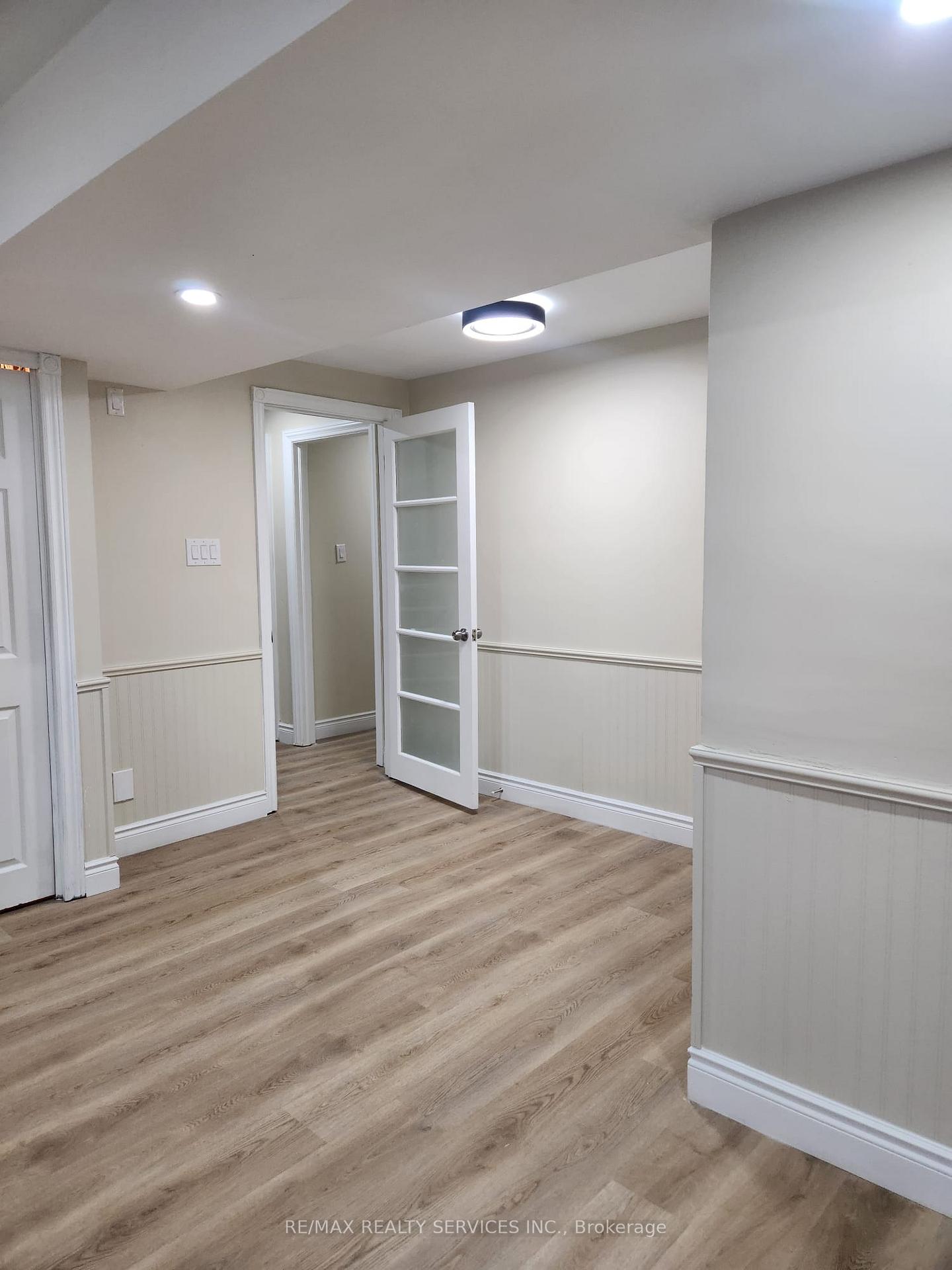 Photo 22 of Unit BASEMENT, 464 Thorndale Drive, Waterloo, Maple Hills — HOMEH