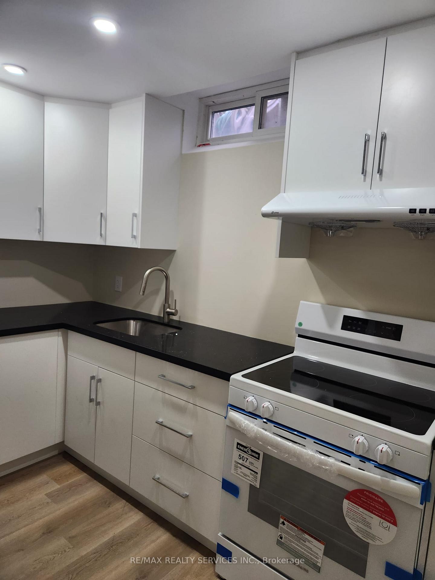 Photo 23 of Unit BASEMENT, 464 Thorndale Drive, Waterloo, Maple Hills — HOMEH