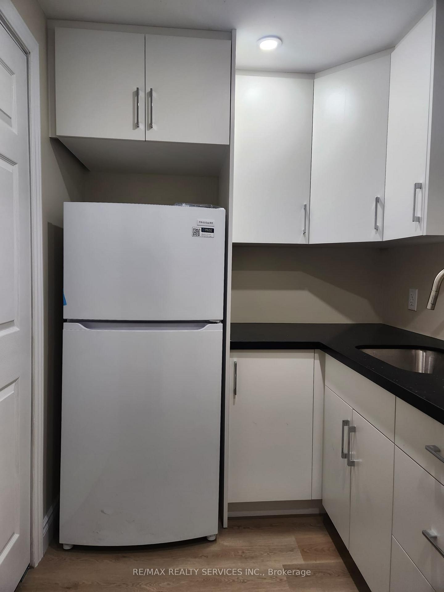 Photo 24 of Unit BASEMENT, 464 Thorndale Drive, Waterloo, Maple Hills — HOMEH