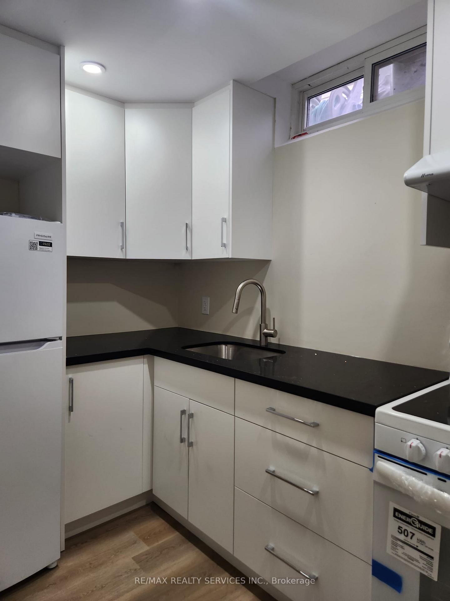 Photo 25 of Unit BASEMENT, 464 Thorndale Drive, Waterloo, Maple Hills — HOMEH