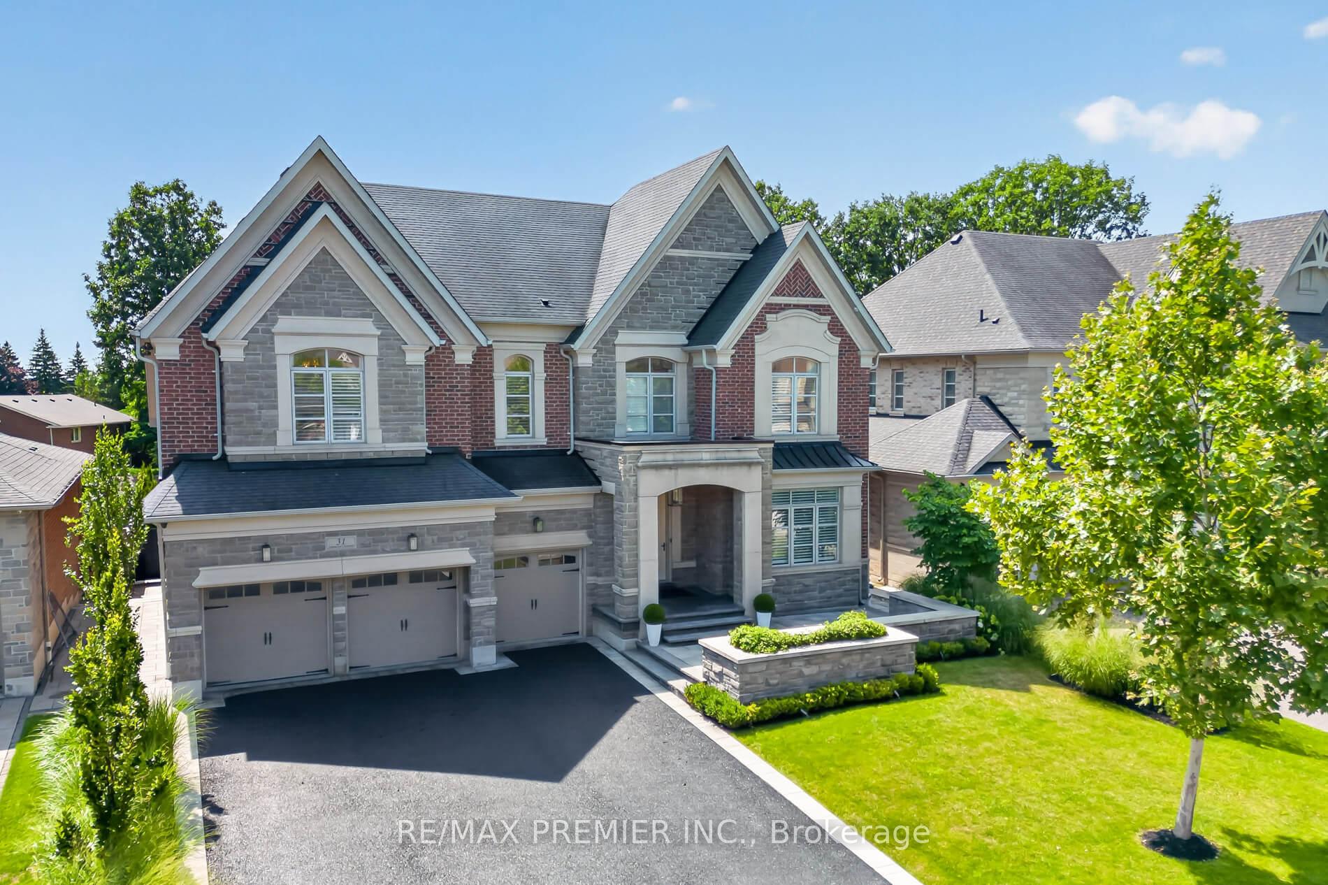 Photo 1 of 31 Sarracini Crescent, Vaughan, Islington Woods — HOMEH