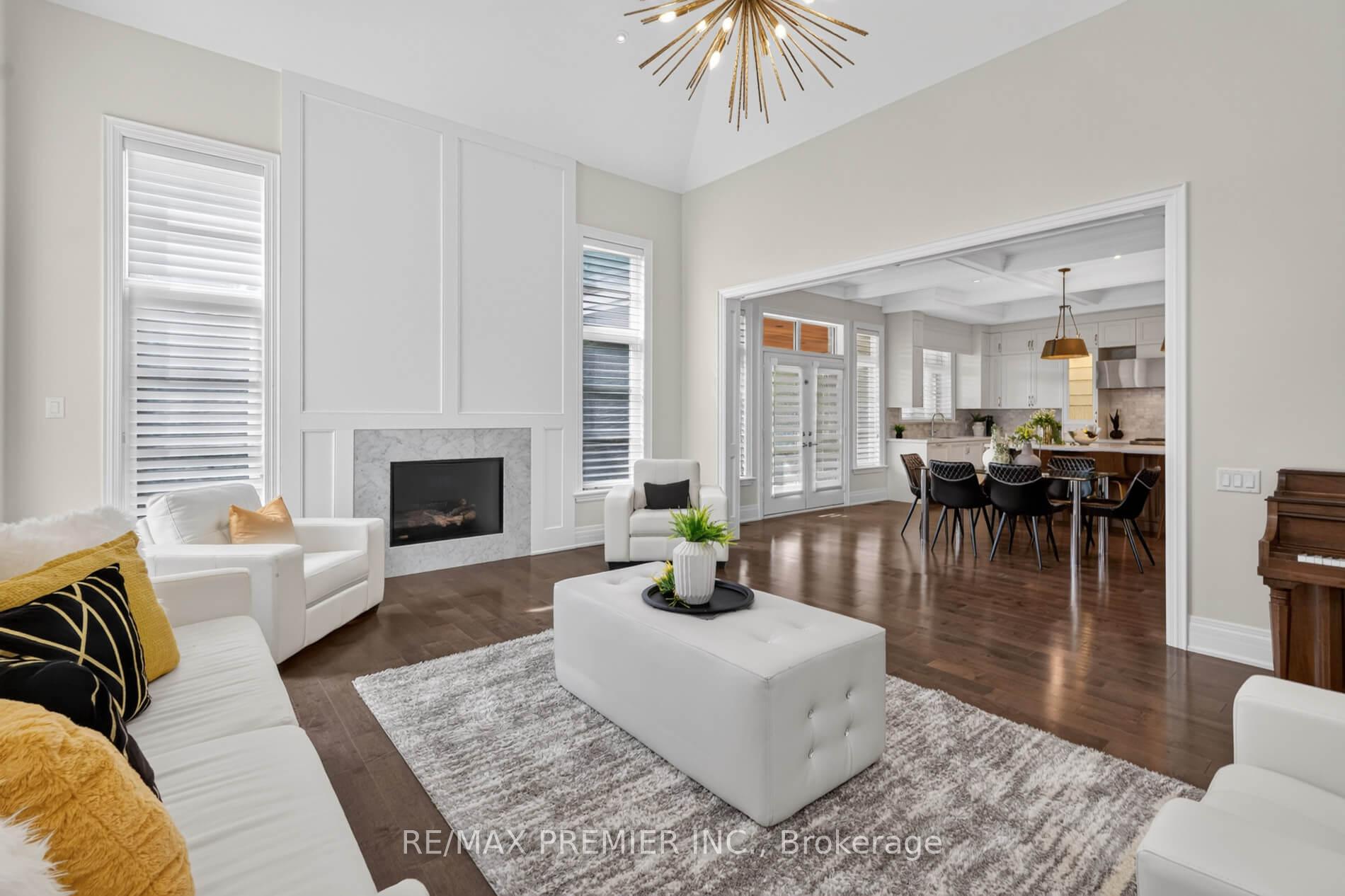 Photo 20 of 31 Sarracini Crescent, Vaughan, Islington Woods — HOMEH