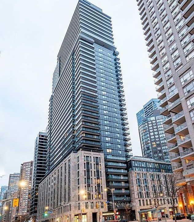 Photo 2 of Unit 2009, 955 Bay Street, Toronto, Bay Street Corridor — HOMEH