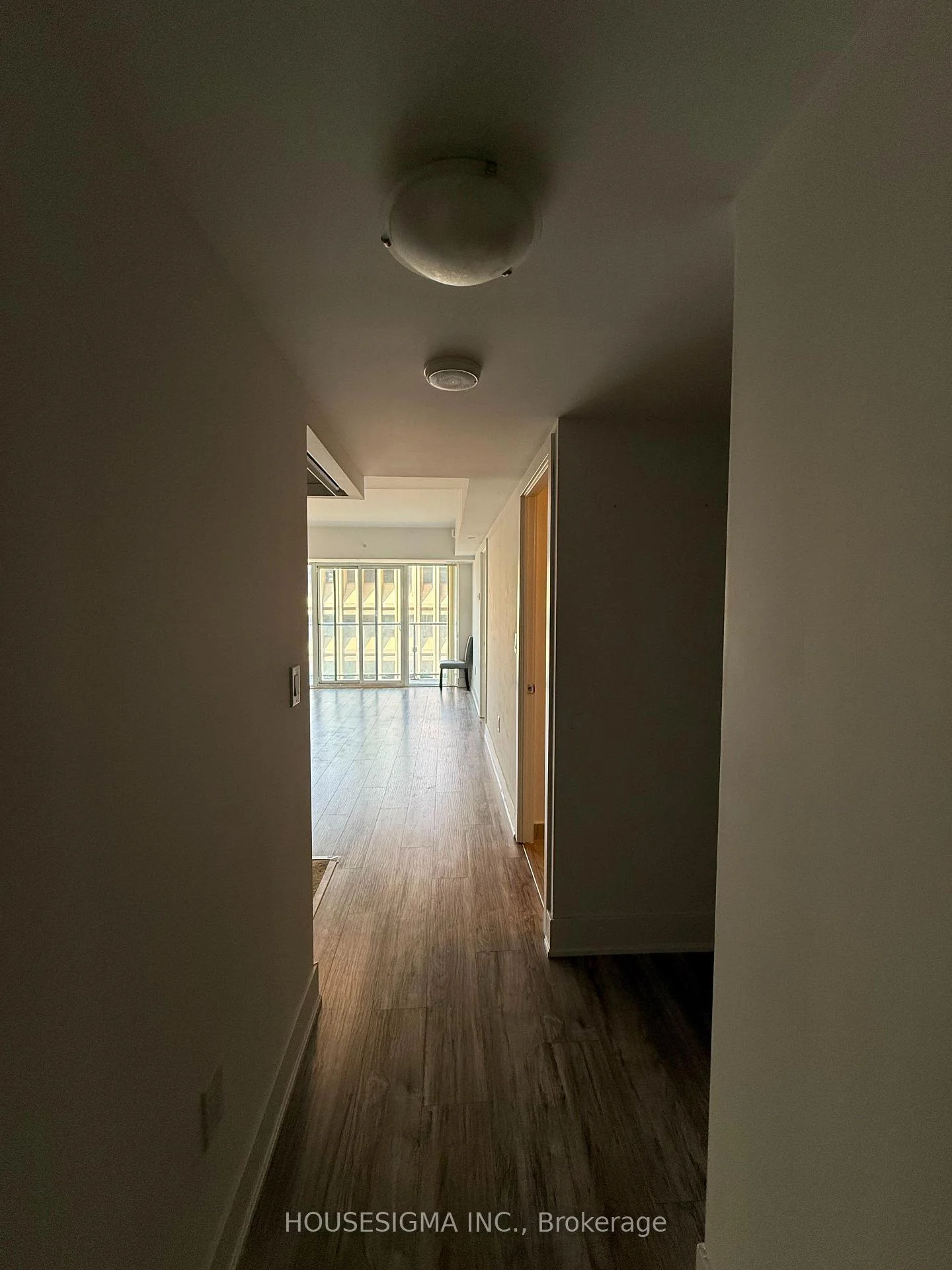 Photo 6 of Unit 2009, 955 Bay Street, Toronto, Bay Street Corridor — HOMEH