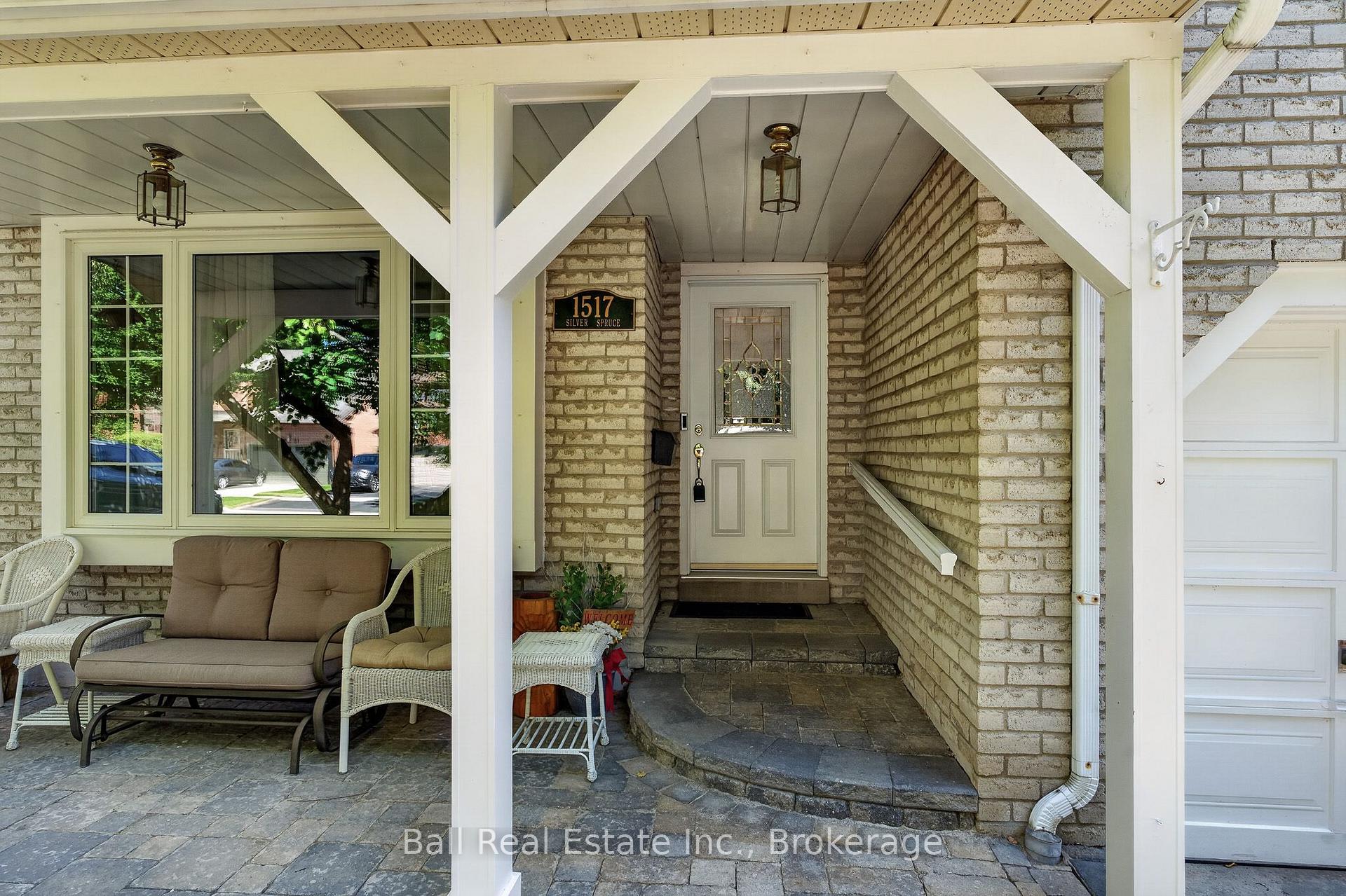 Photo 4 of 1517 Silver Spruce Drive, Pickering, Dunbarton — HOMEH