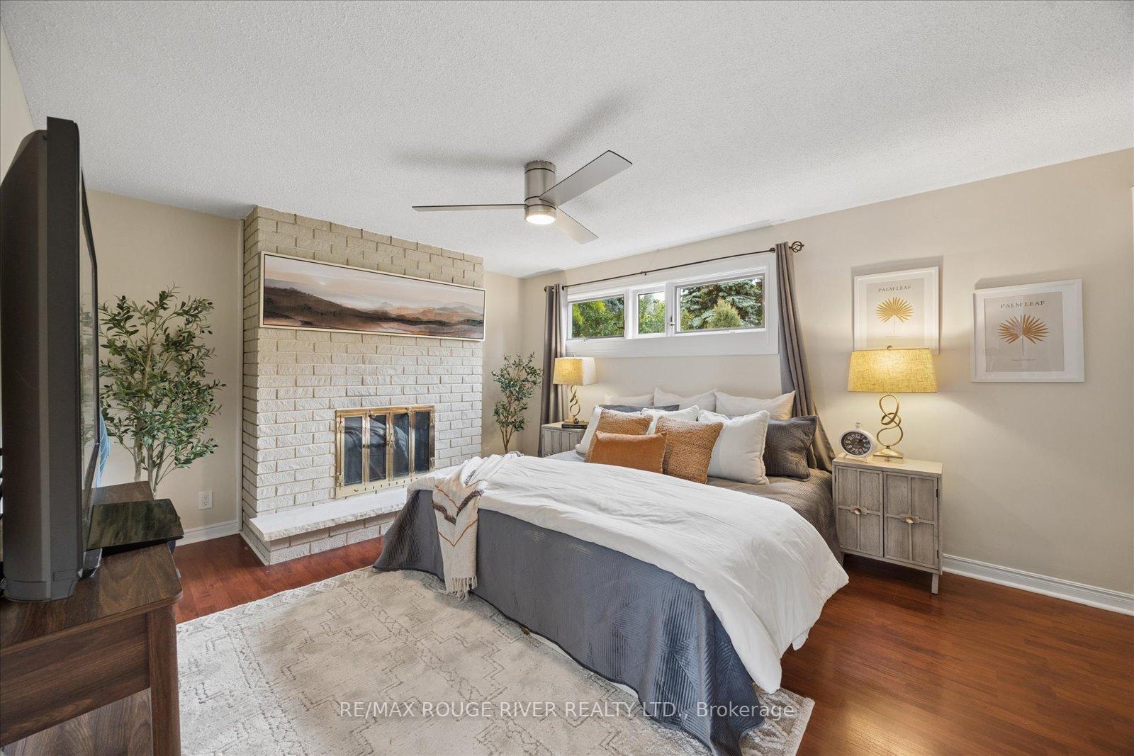 Photo 15 of 881 Swiss Heights Drive, Oshawa, Pinecrest — HOMEH