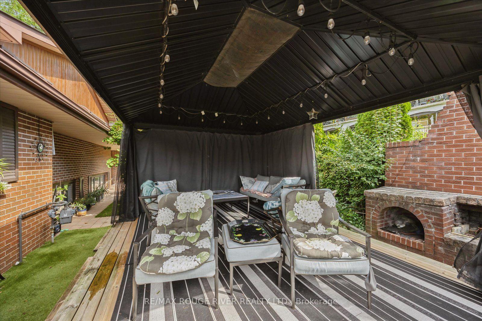 Photo 27 of 881 Swiss Heights Drive, Oshawa, Pinecrest — HOMEH
