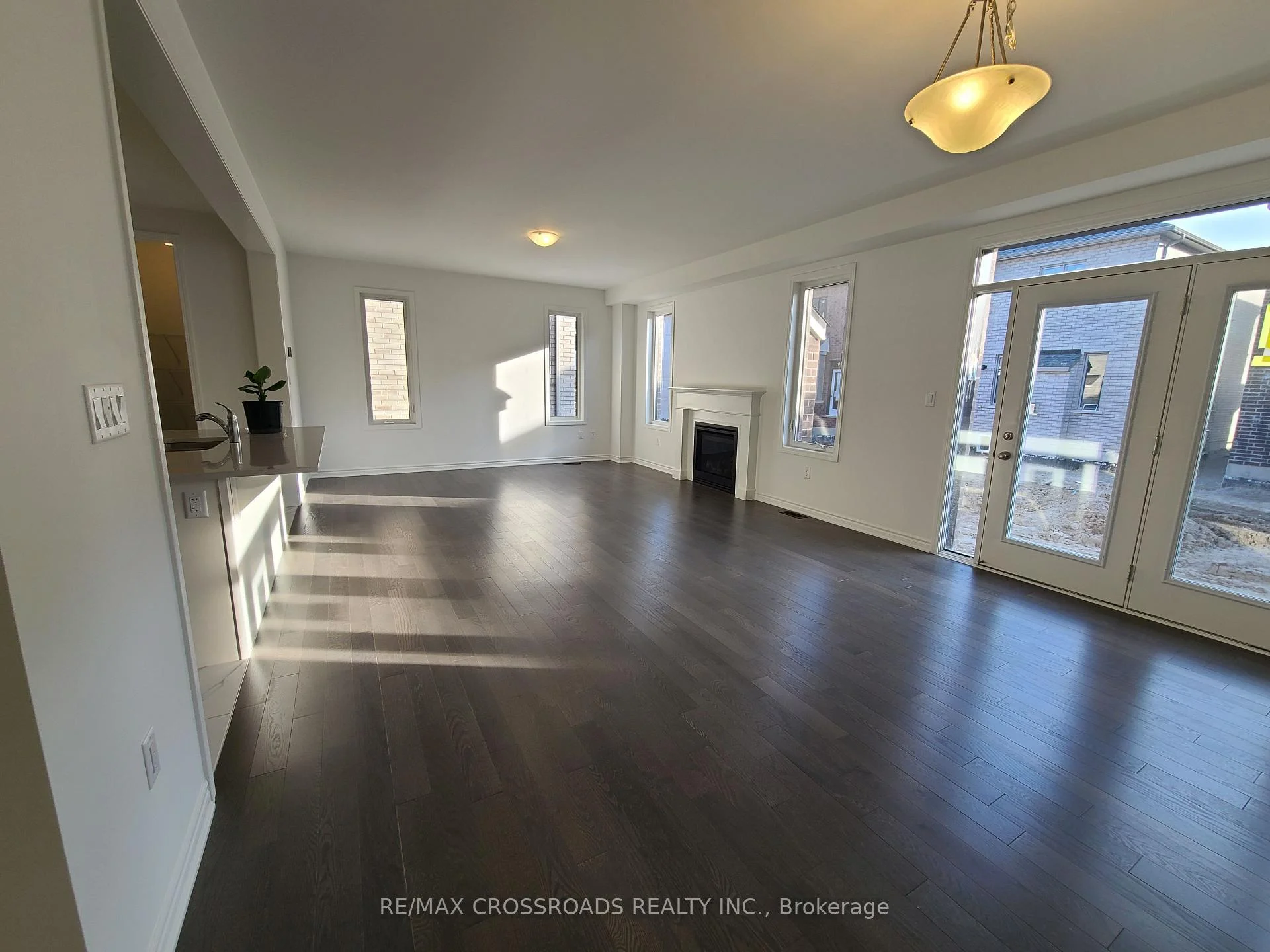 Photo 14 of 2916 Scotch Pine Lane, Pickering, Rural Pickering — HOMEH