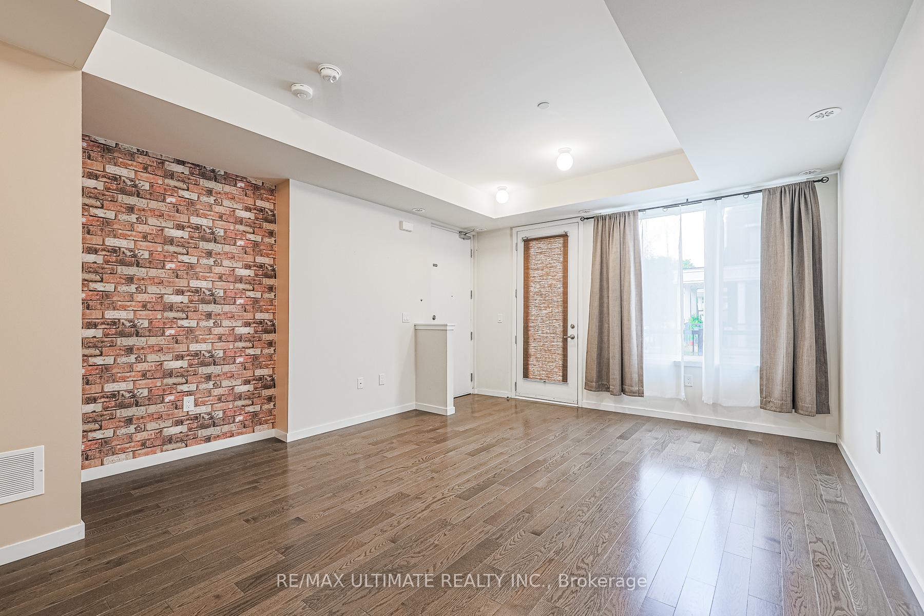 Photo 7 of Unit 109, 600 Alex Gardner Circle, Aurora, Aurora Village — HOMEH