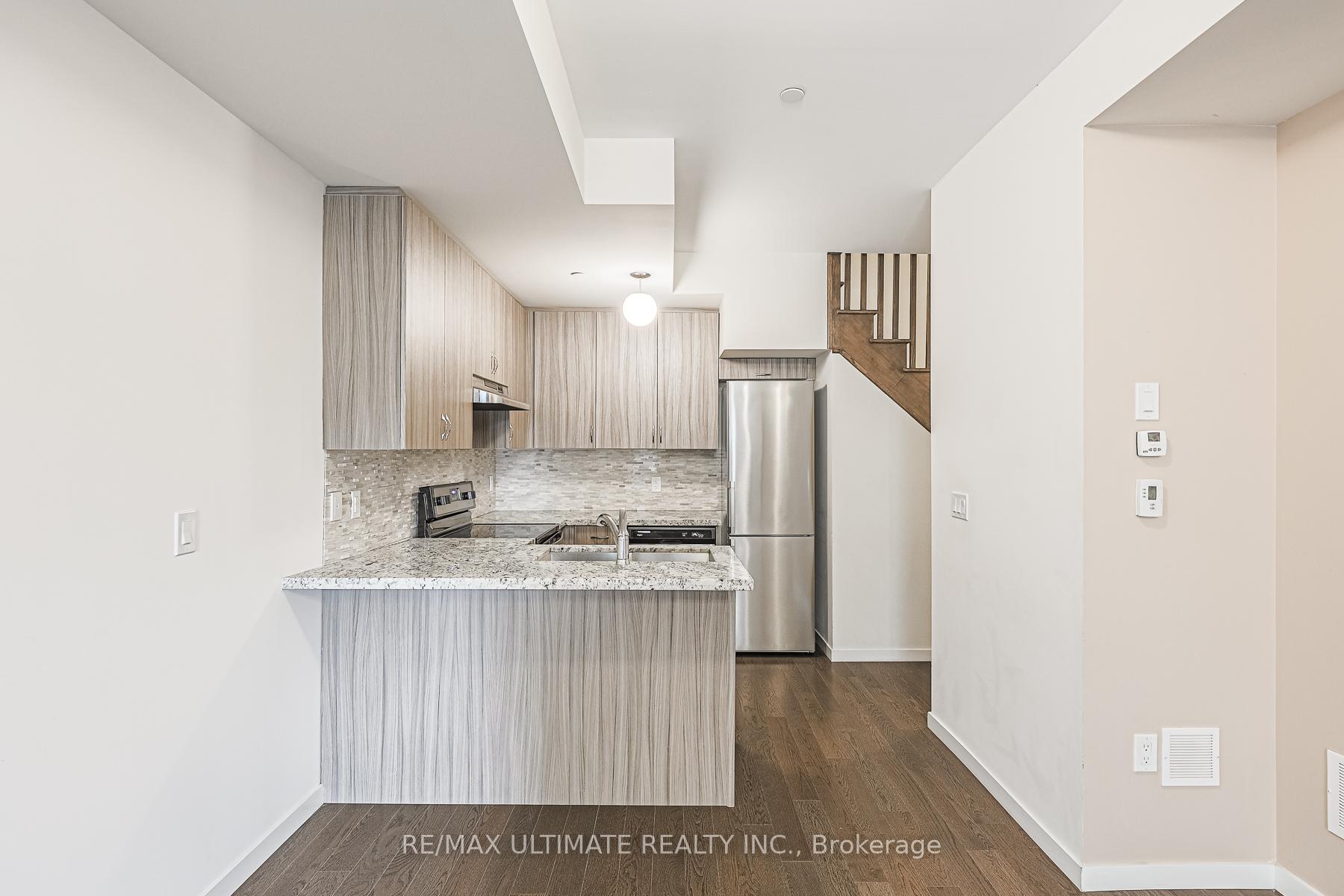 Photo 9 of Unit 109, 600 Alex Gardner Circle, Aurora, Aurora Village — HOMEH