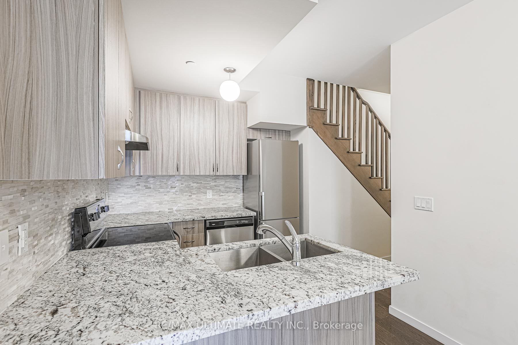 Photo 11 of Unit 109, 600 Alex Gardner Circle, Aurora, Aurora Village — HOMEH