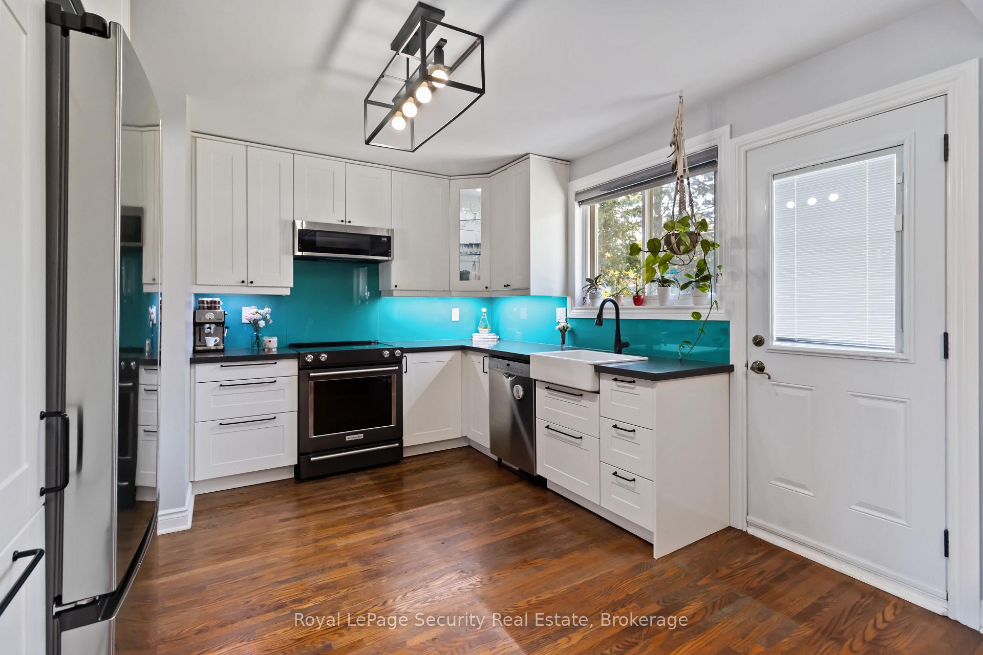 Photo 18 of 53 Dunblaine Crescent, Brampton, Southgate — HOMEH