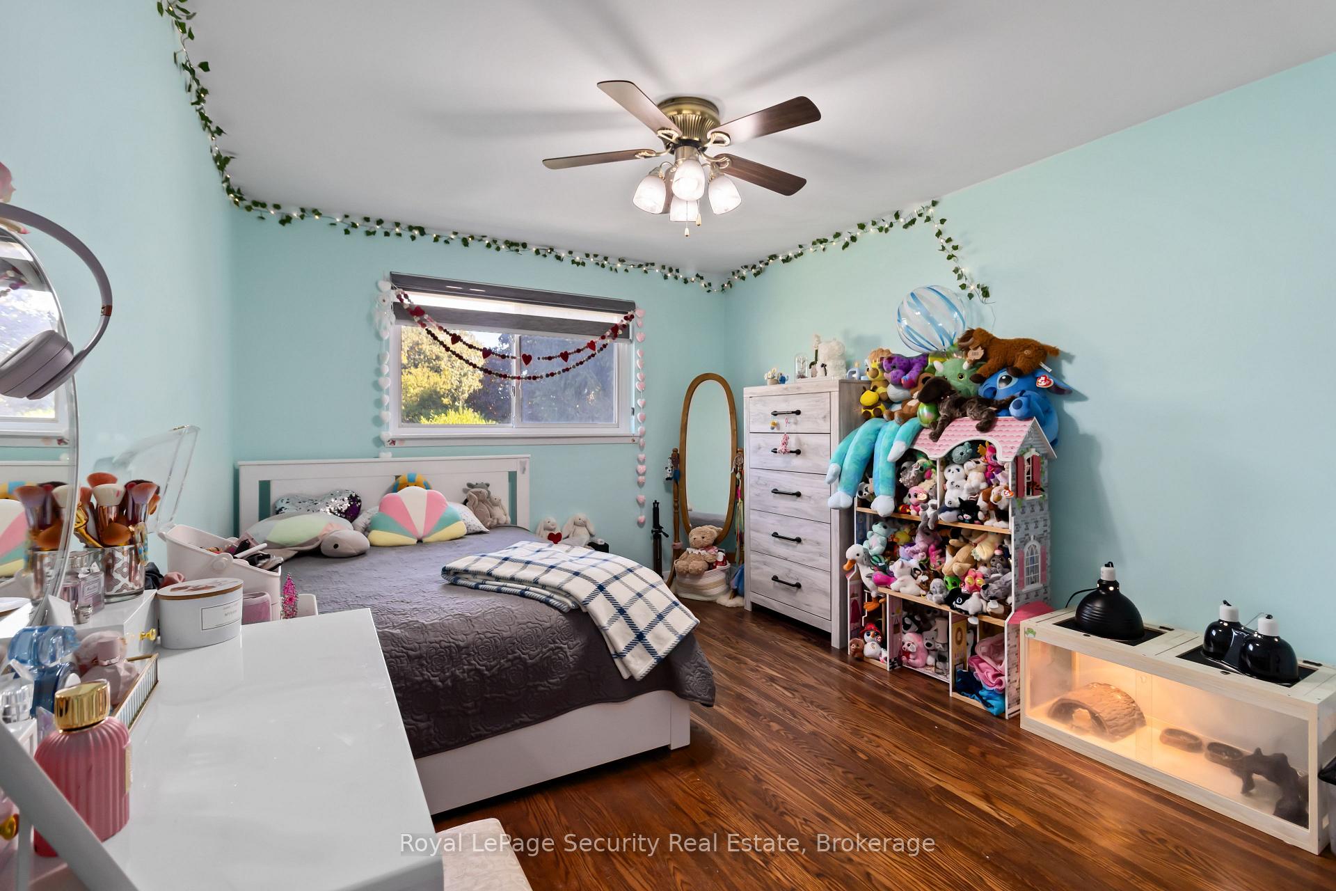 Photo 35 of 53 Dunblaine Crescent, Brampton, Southgate — HOMEH