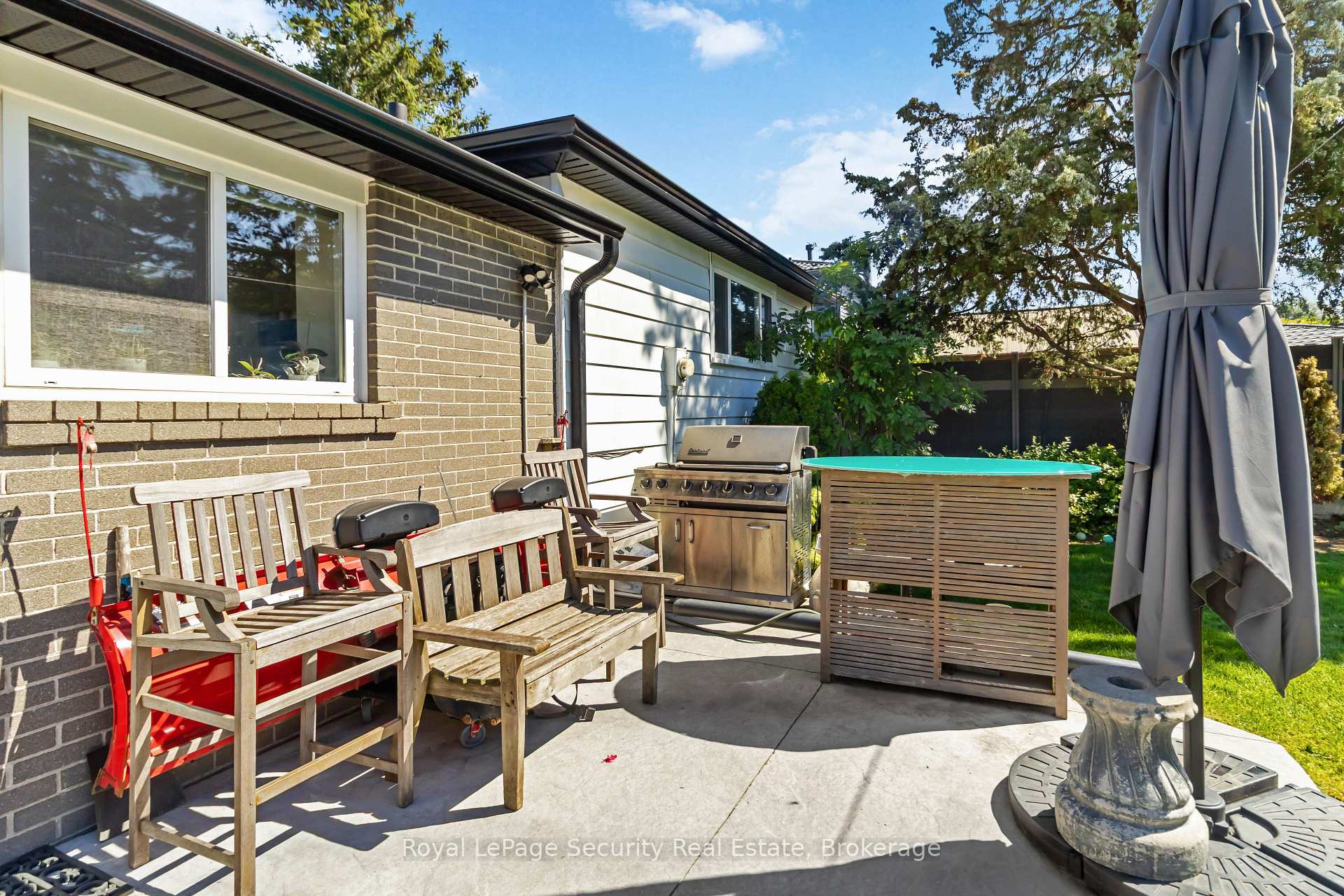 Photo 41 of 53 Dunblaine Crescent, Brampton, Southgate — HOMEH