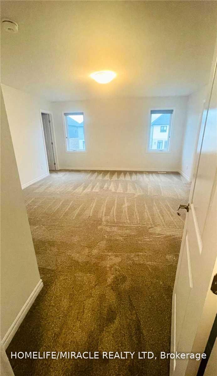 Photo 11 of 4079 Campbell Street, London, South V — HOMEH